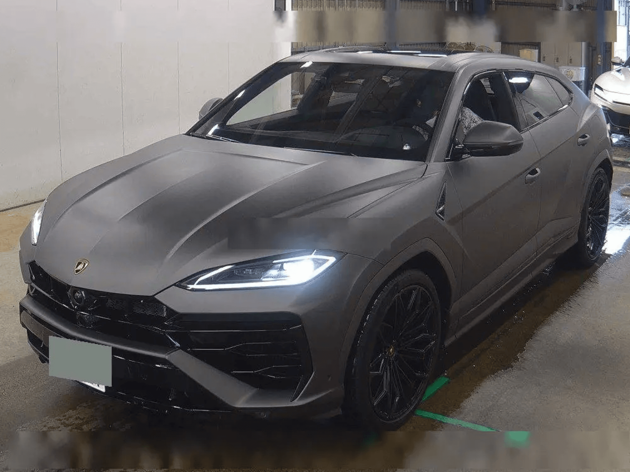 Lamborghini Urus Se New Grey - 1