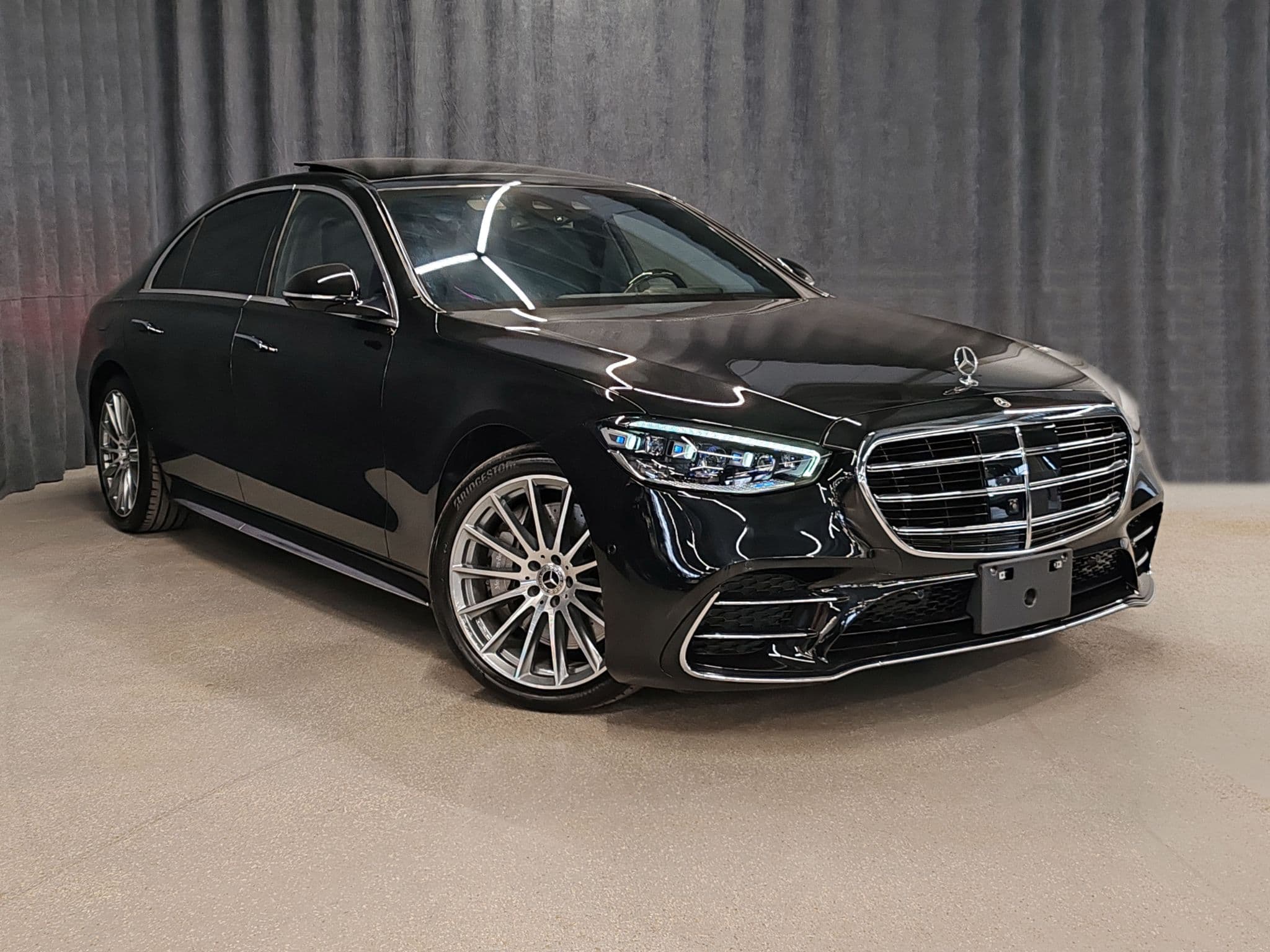 Mercedes-Benz S-Класс - 1