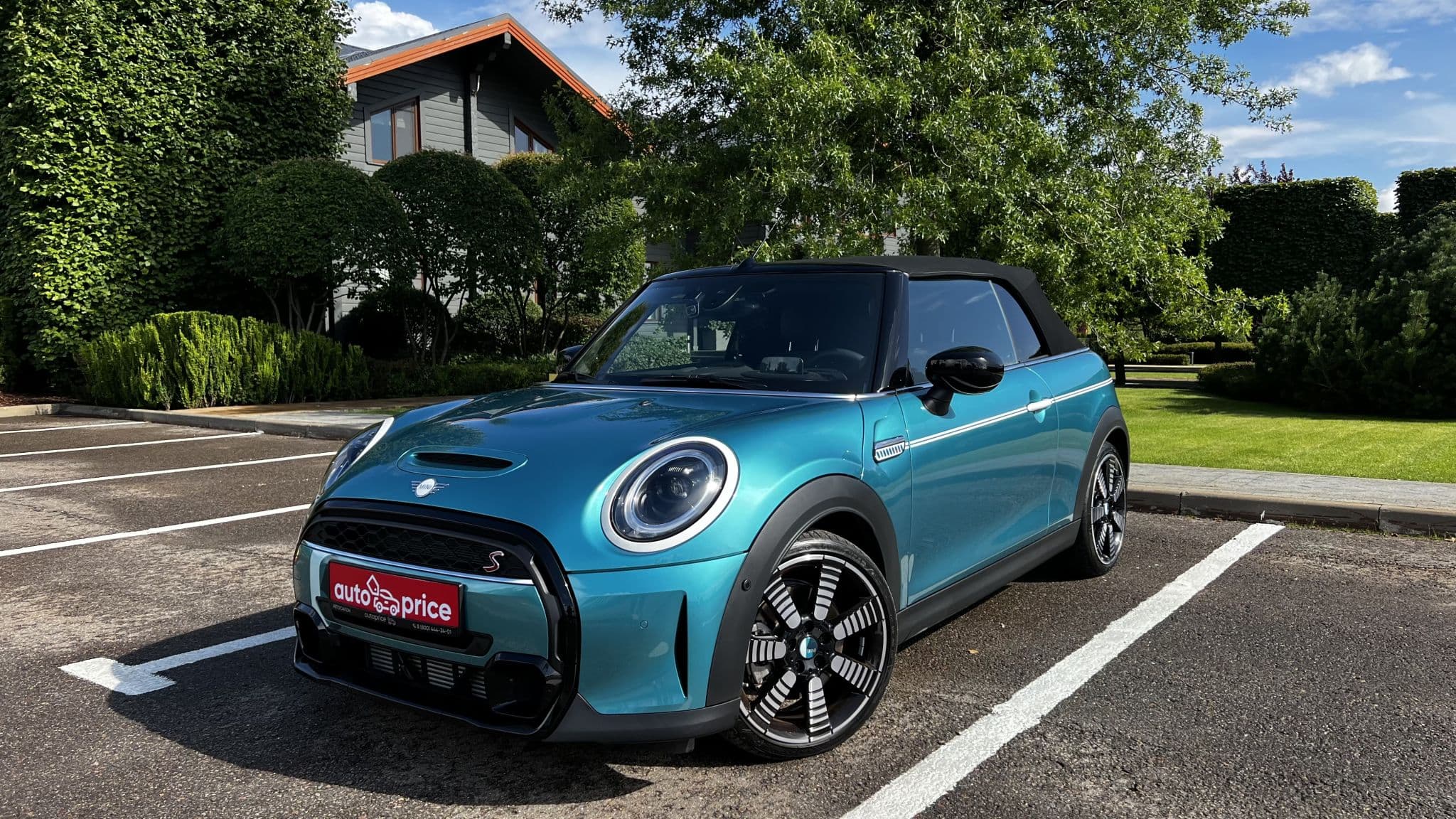 Mini Cabrio - 3