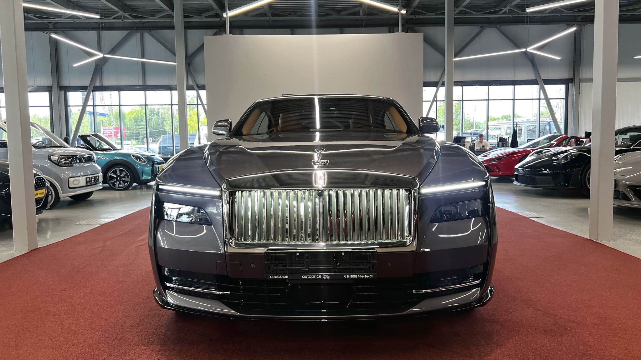 Rolls-Royce Spectre - 1