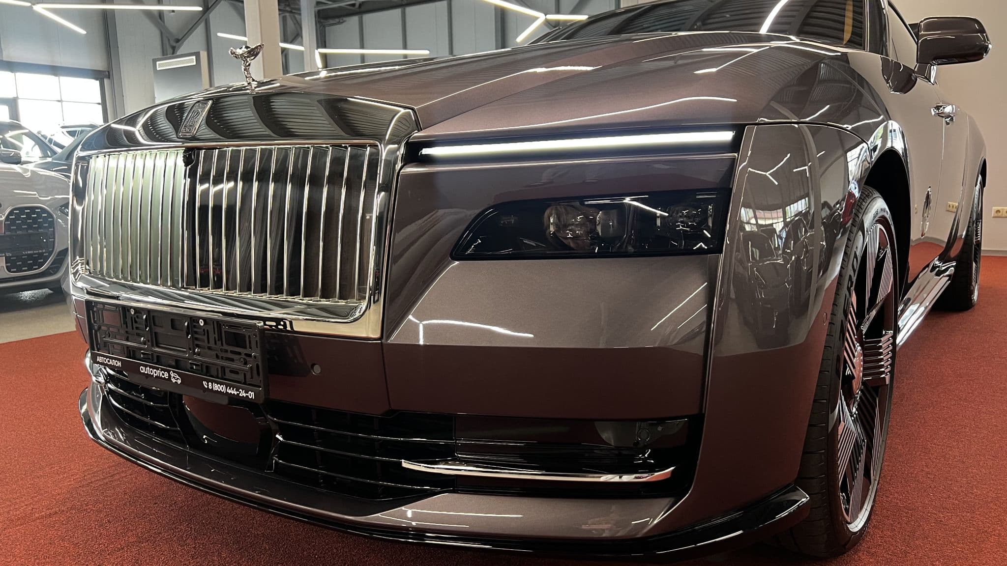 Rolls-Royce Spectre - 5
