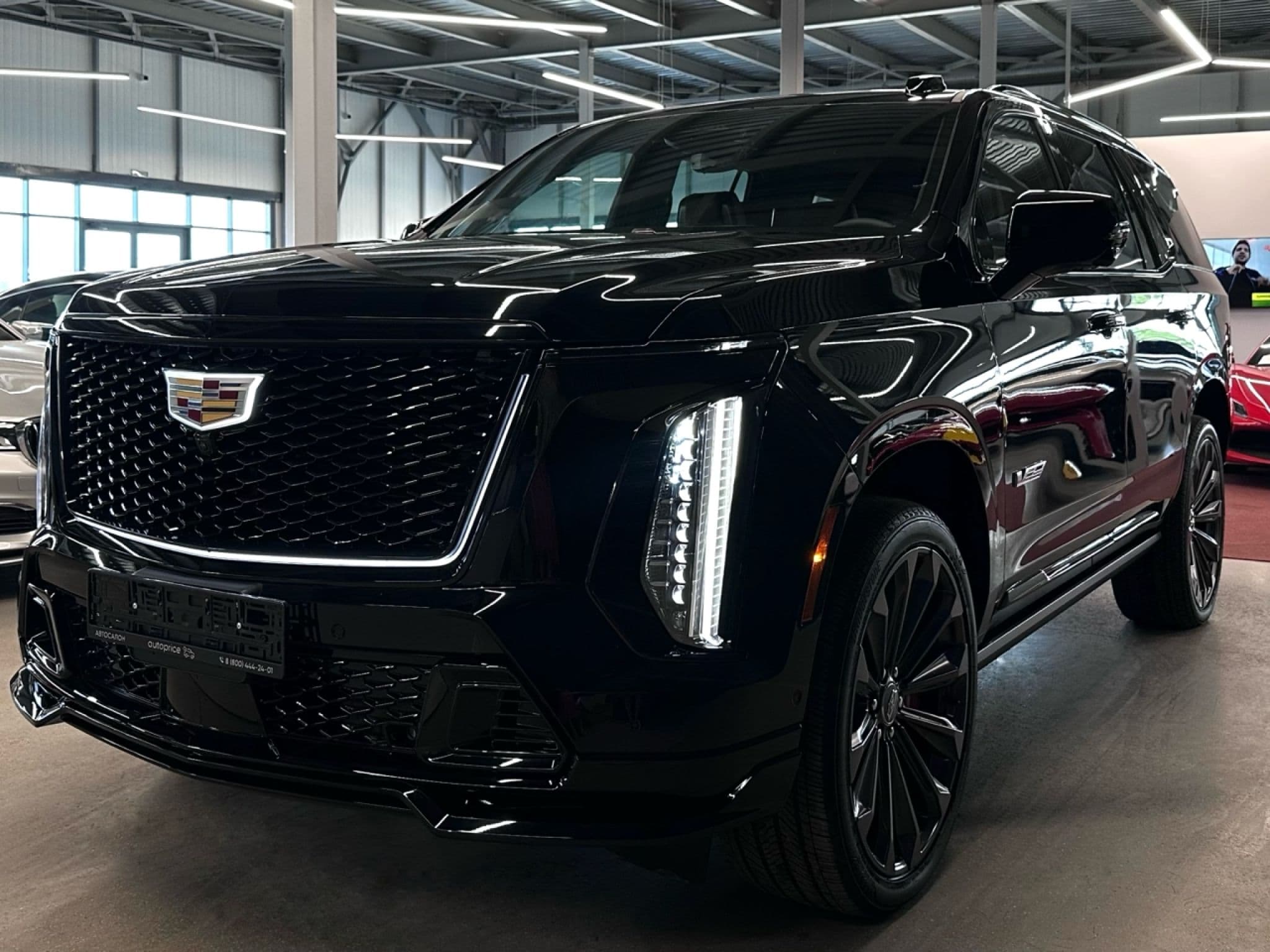 Cadillac Escalade-V - 1