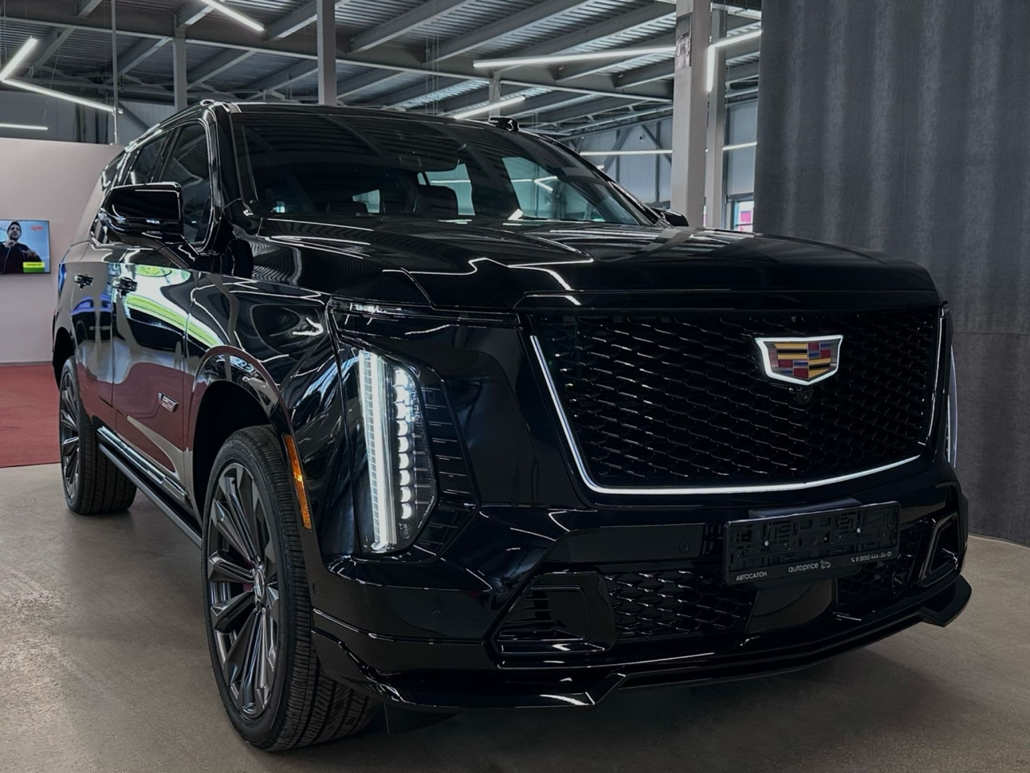 Cadillac Escalade-V - 4