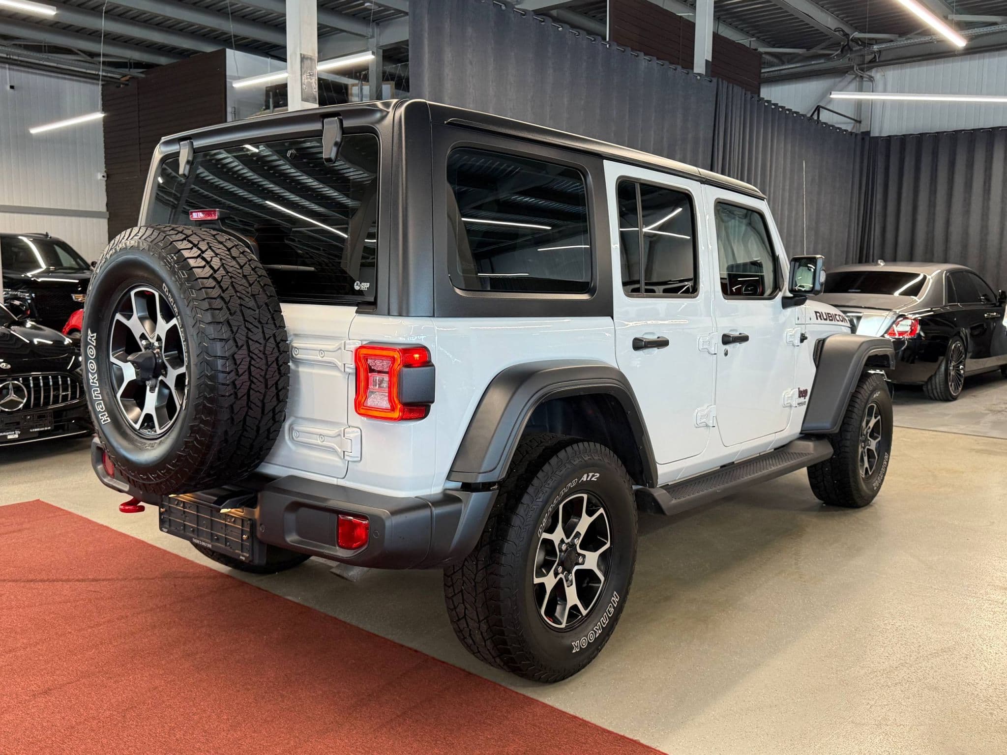 Jeep Wrangler - 5
