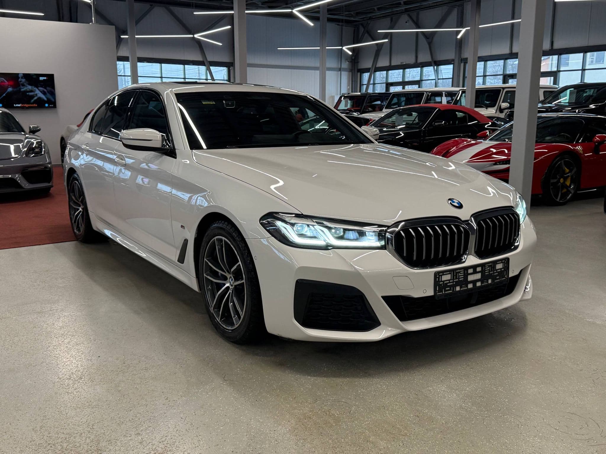 BMW 5 серии - 3