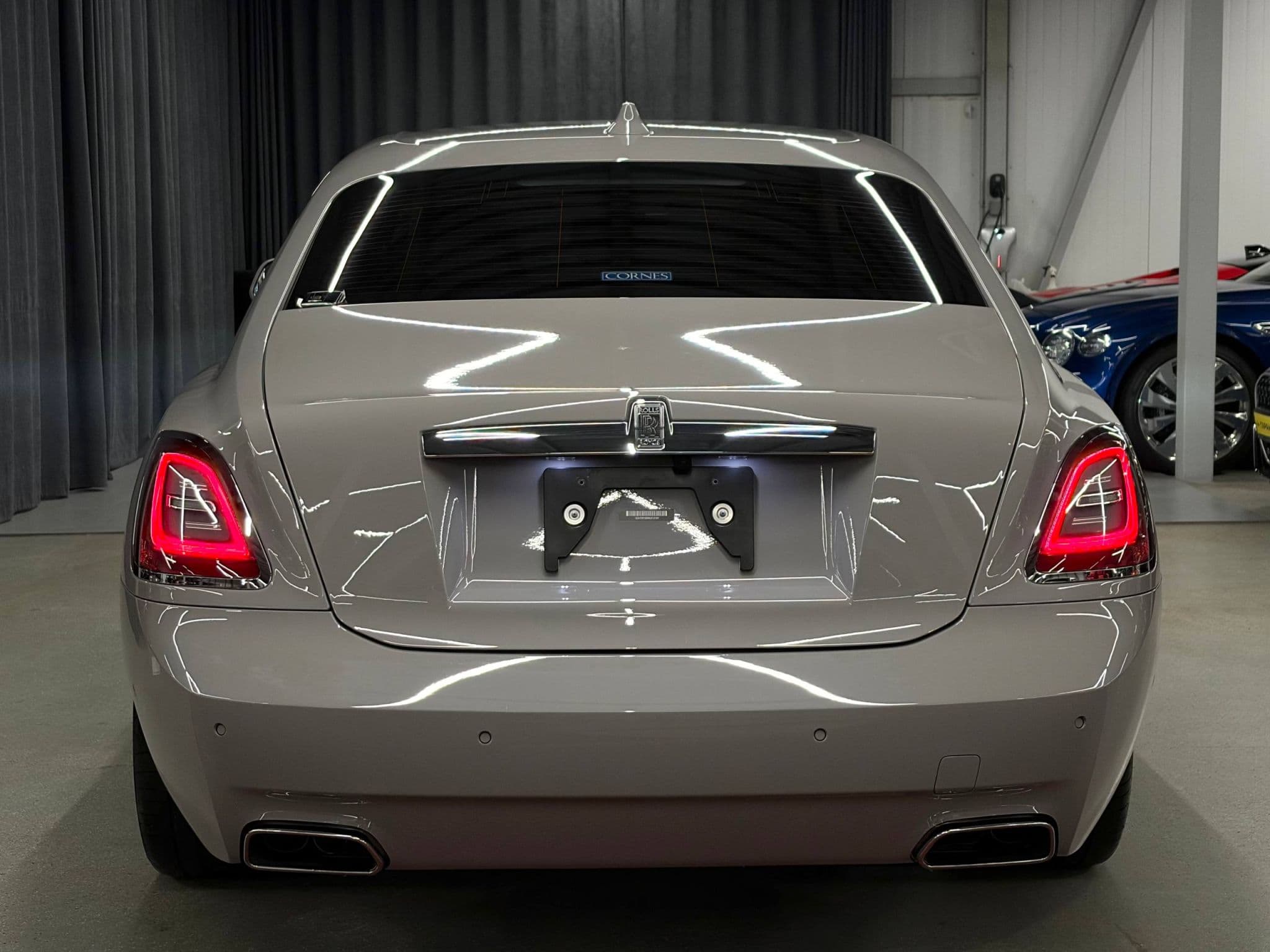 Rolls-Royce Ghost - 5