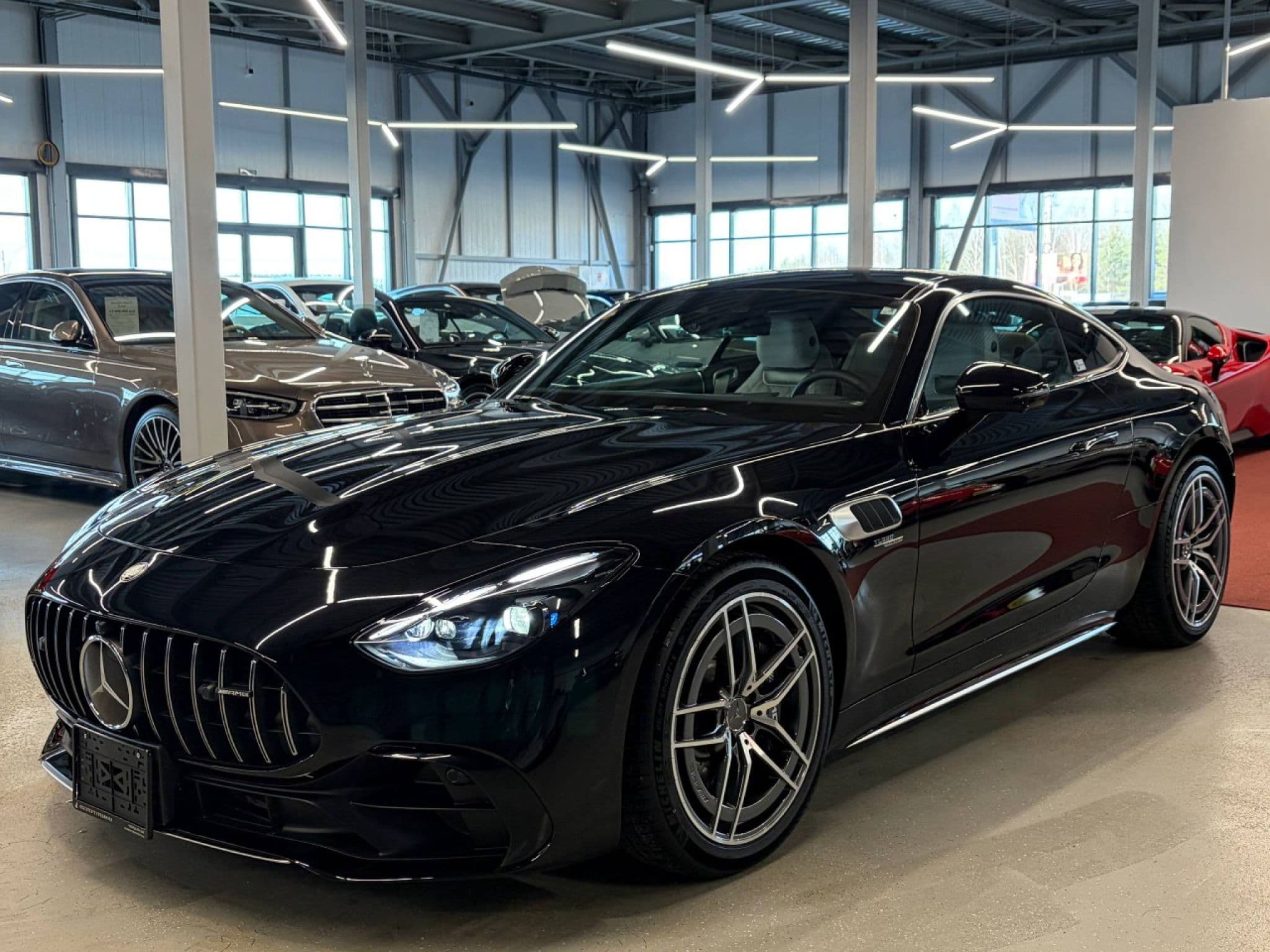 Mercedes-Benz AMG GT - 1