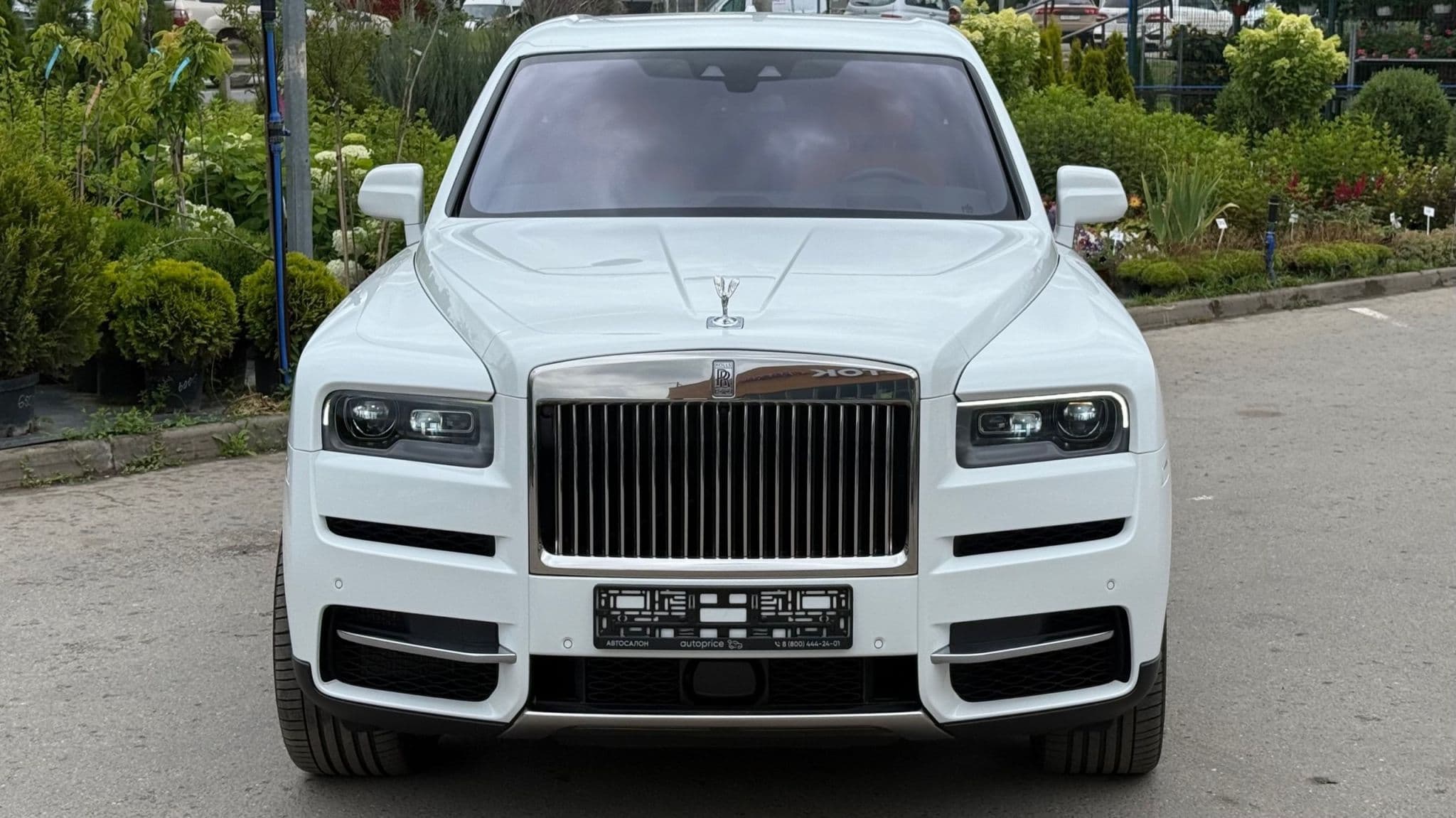 Rolls-Royce Cullinan - 3
