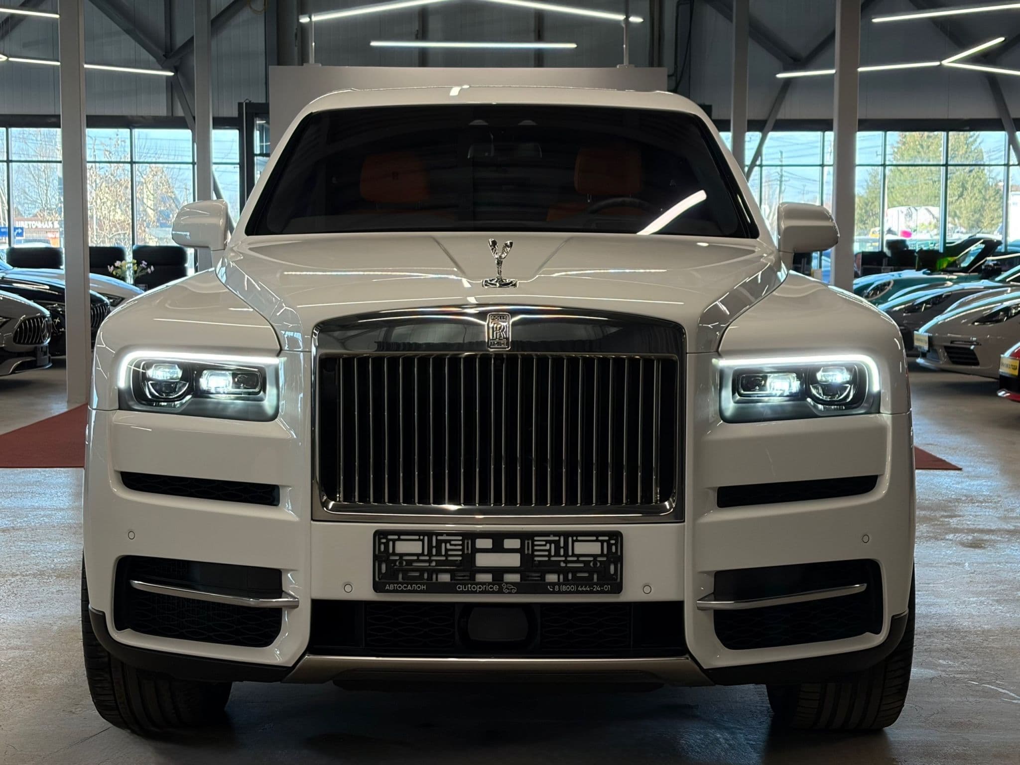 Rolls-Royce Cullinan - 2