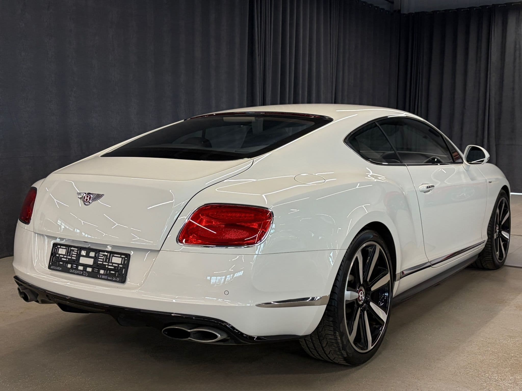 Bentley Continental GT - 4