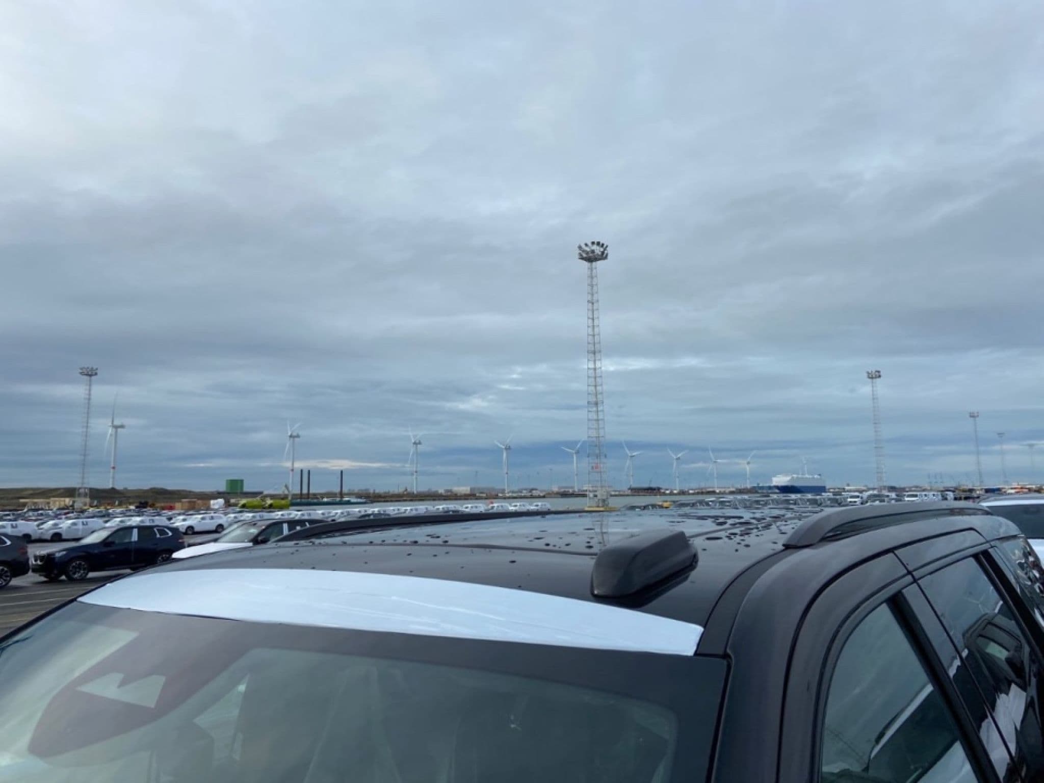 Cadillac Escalade - 4