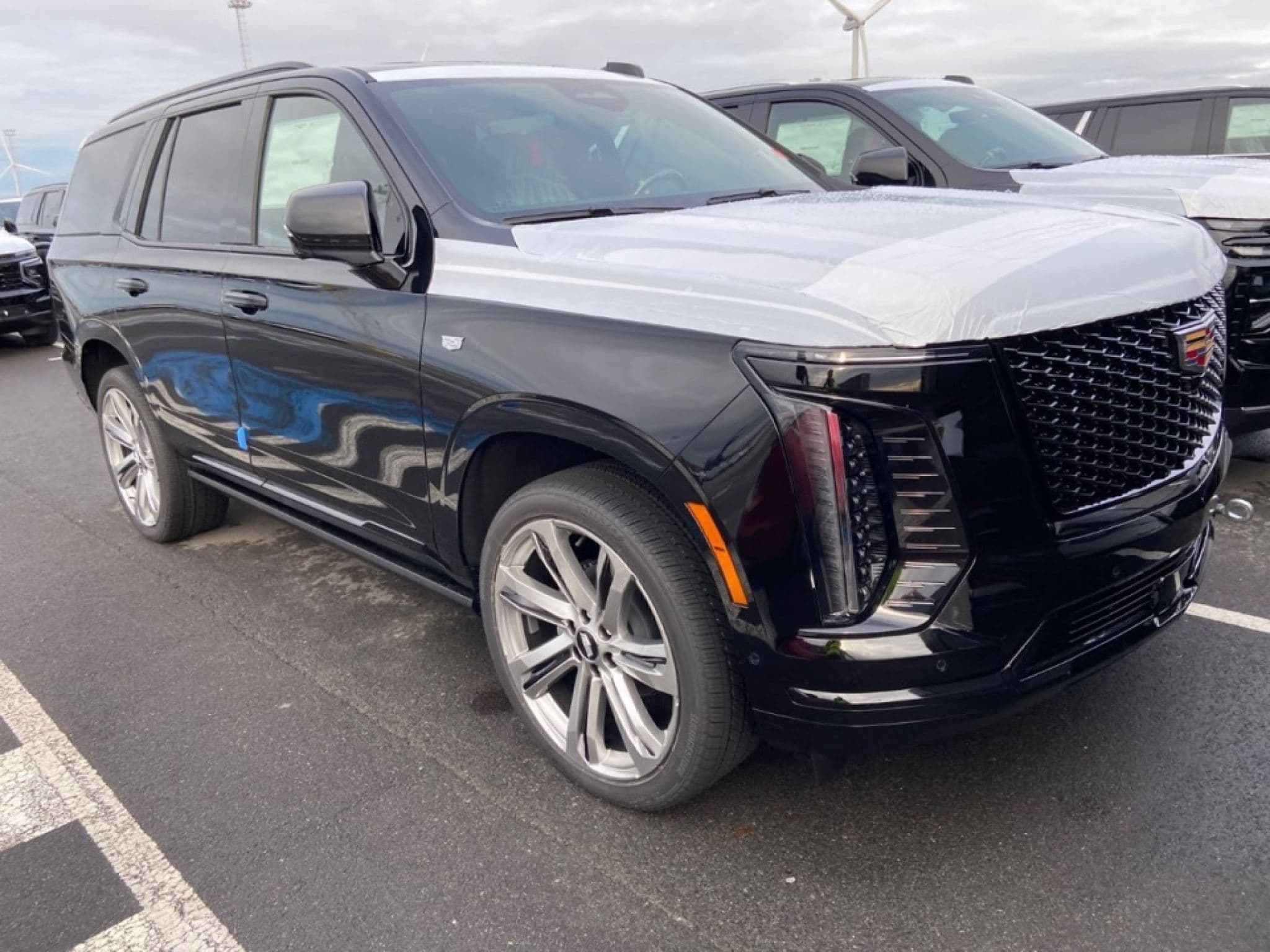 Cadillac Escalade - 1