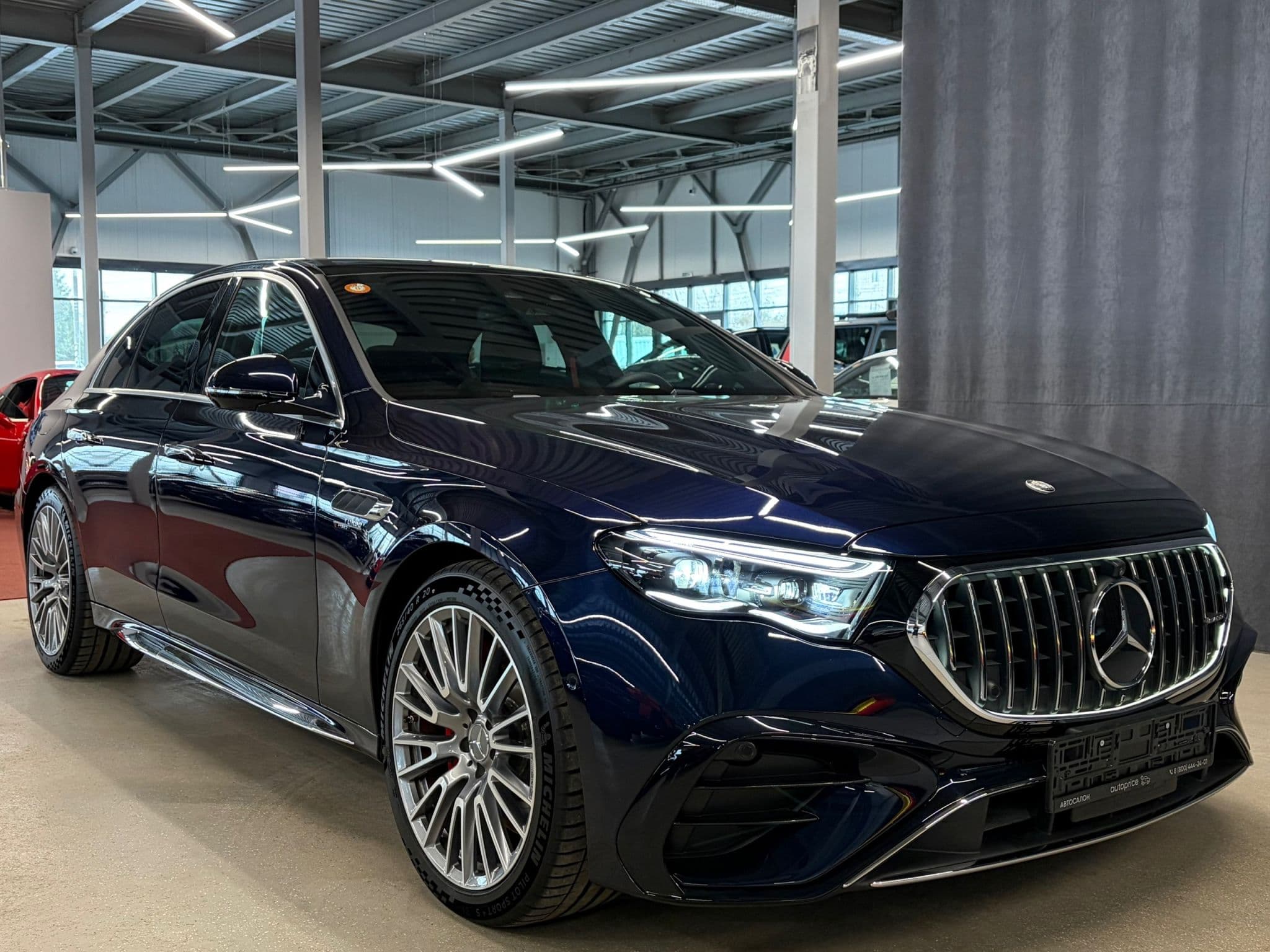 Mercedes-Benz E-Класс AMG - 4