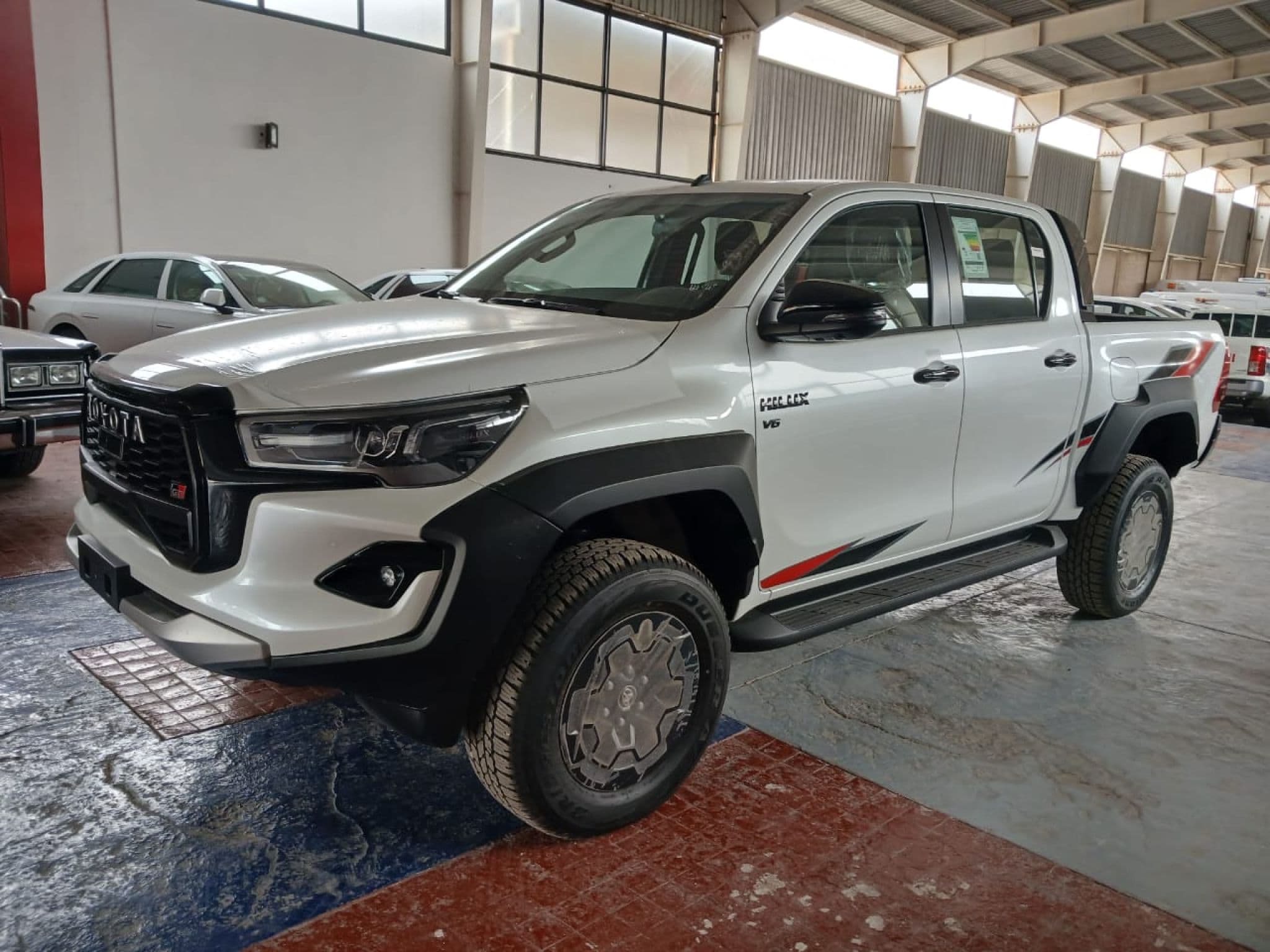 Toyota Hilux - 2