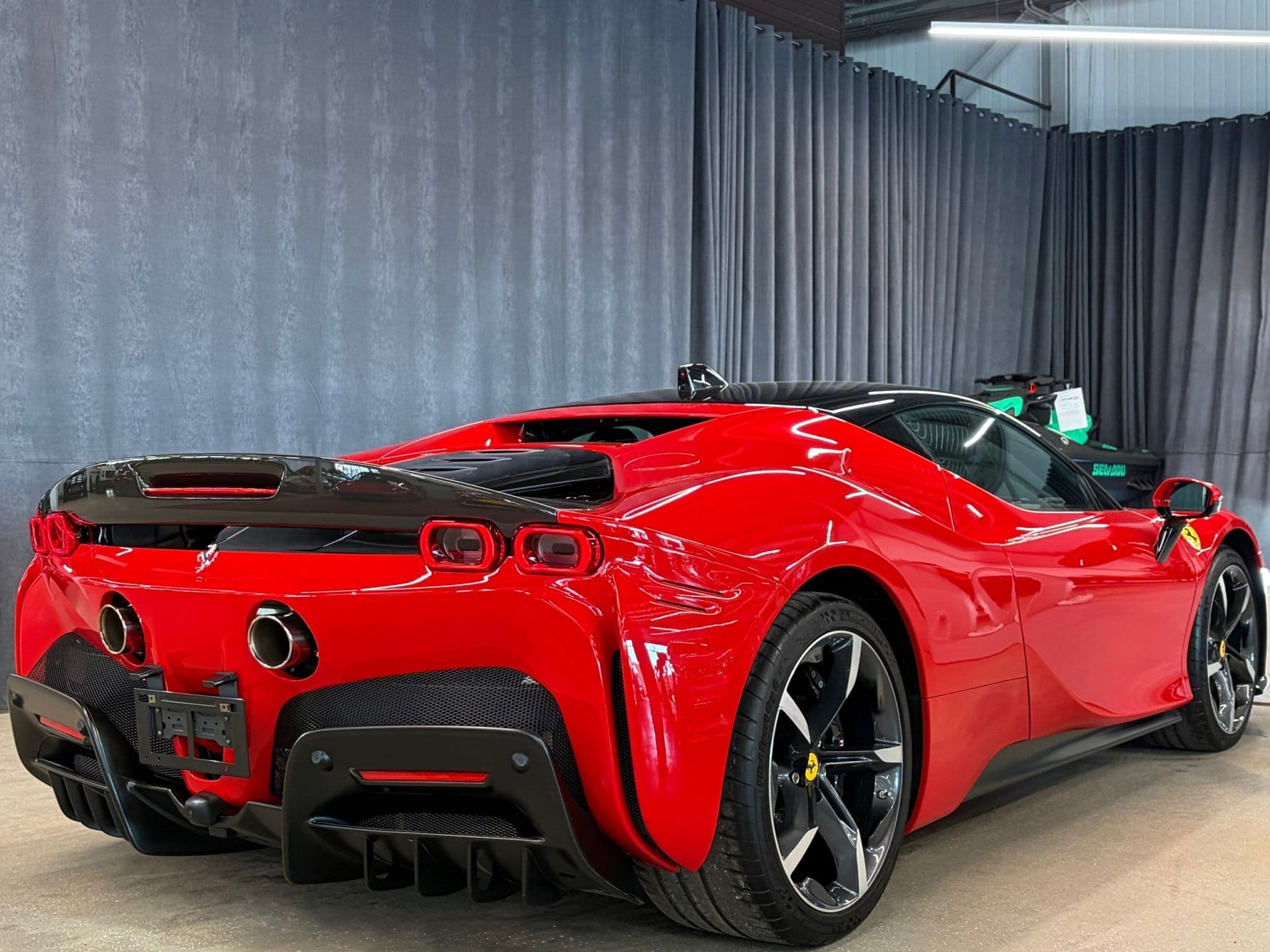 Ferrari SF90 - 5
