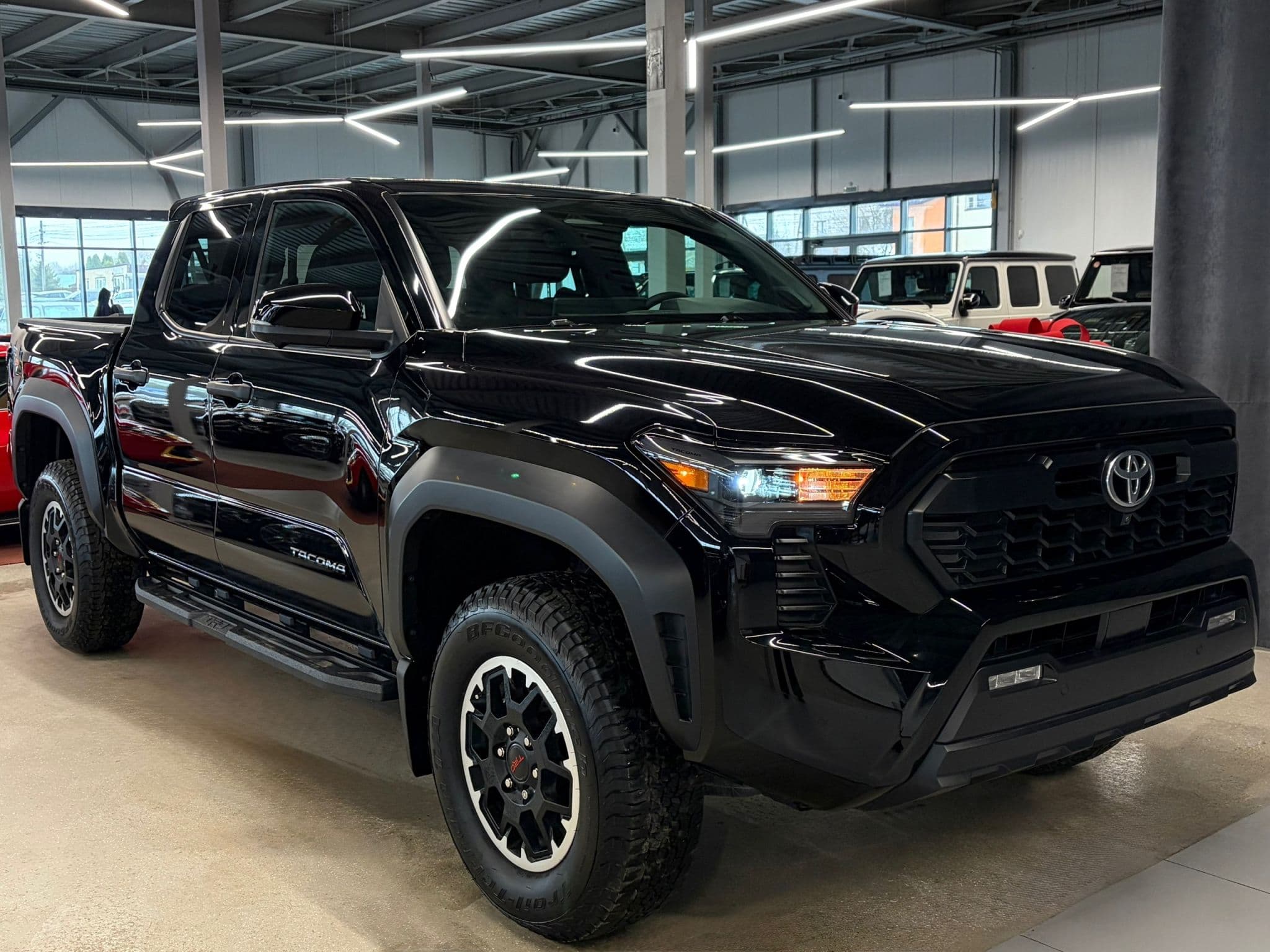 Toyota Tacoma - 4