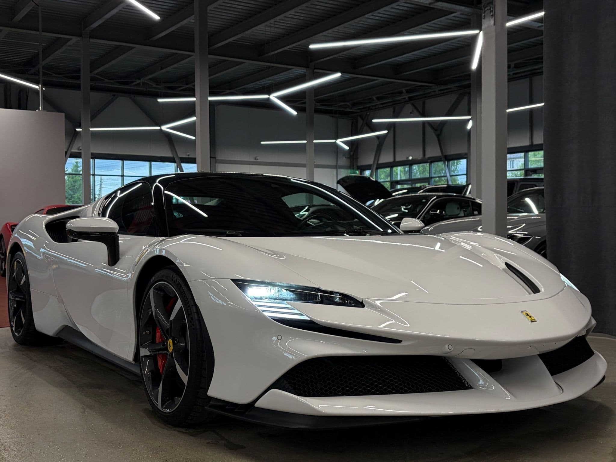 Ferrari SF90 - 4