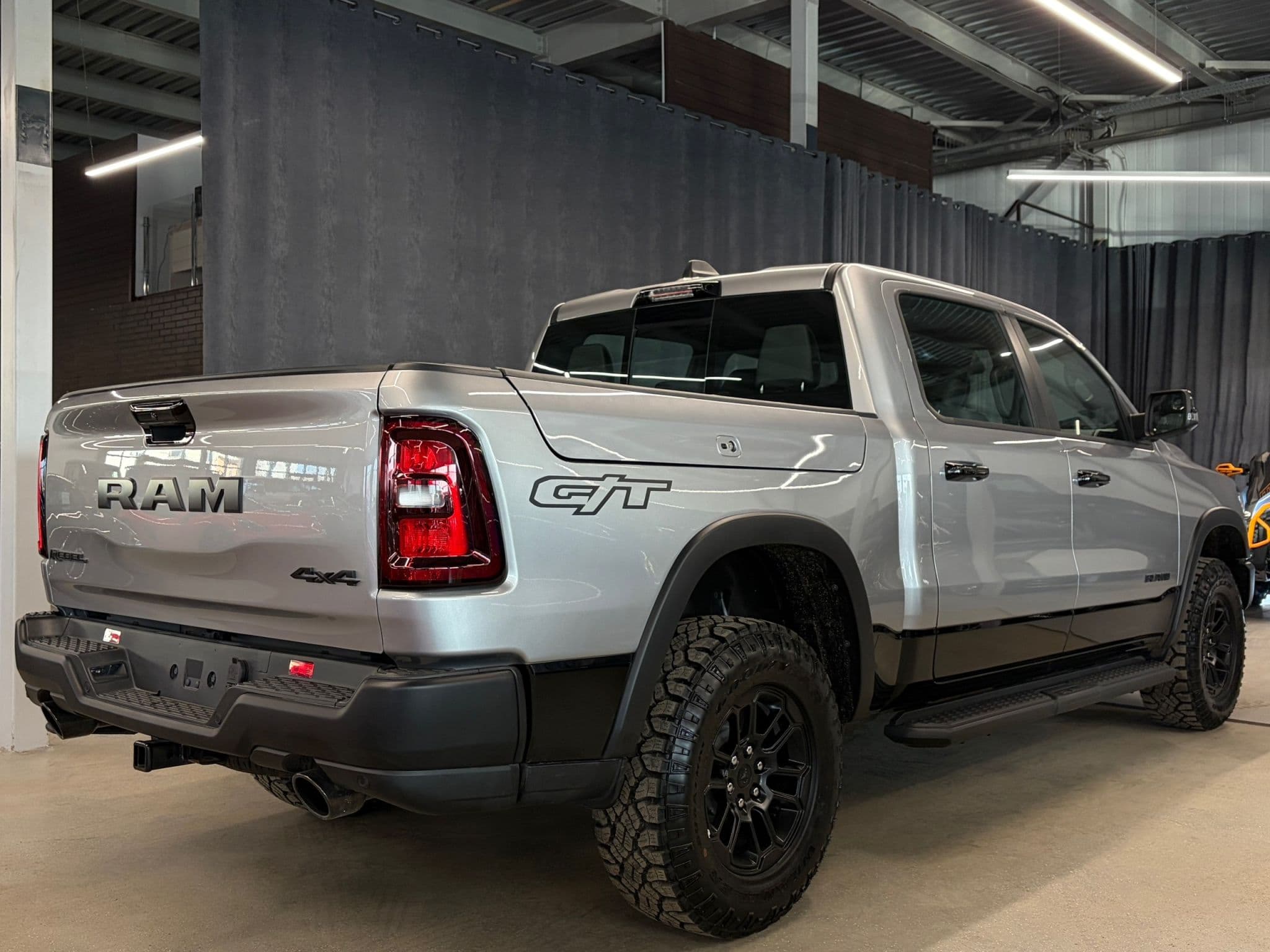 RAM 1500 - 5