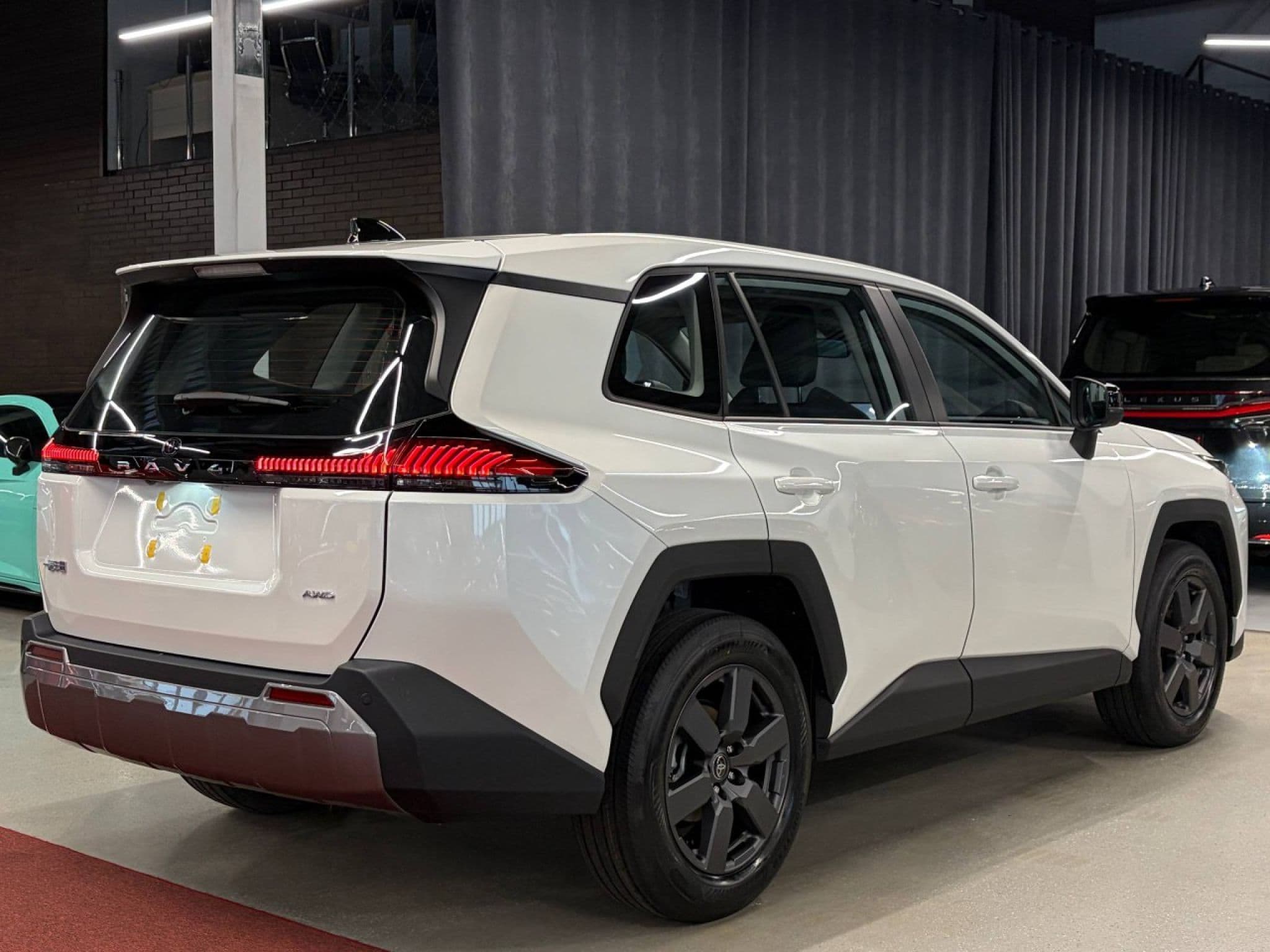 Toyota RAV4 - 2