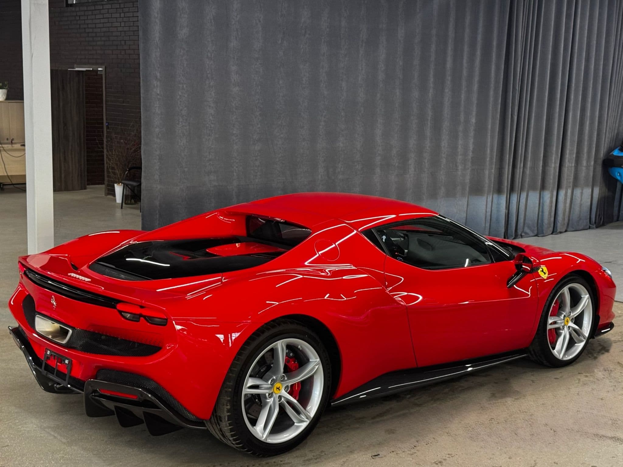 Ferrari 296 - 4