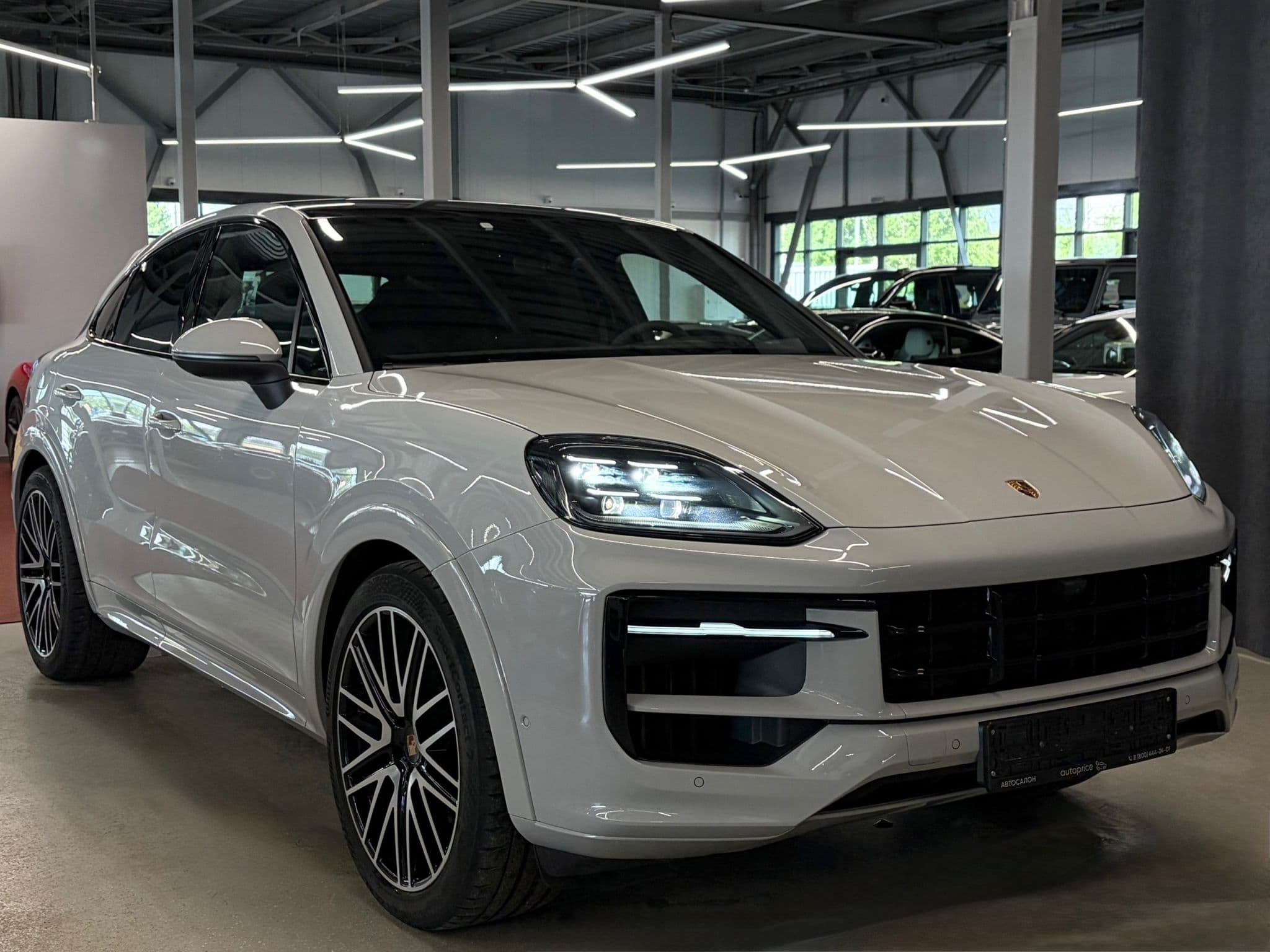 Porsche Cayenne - 4