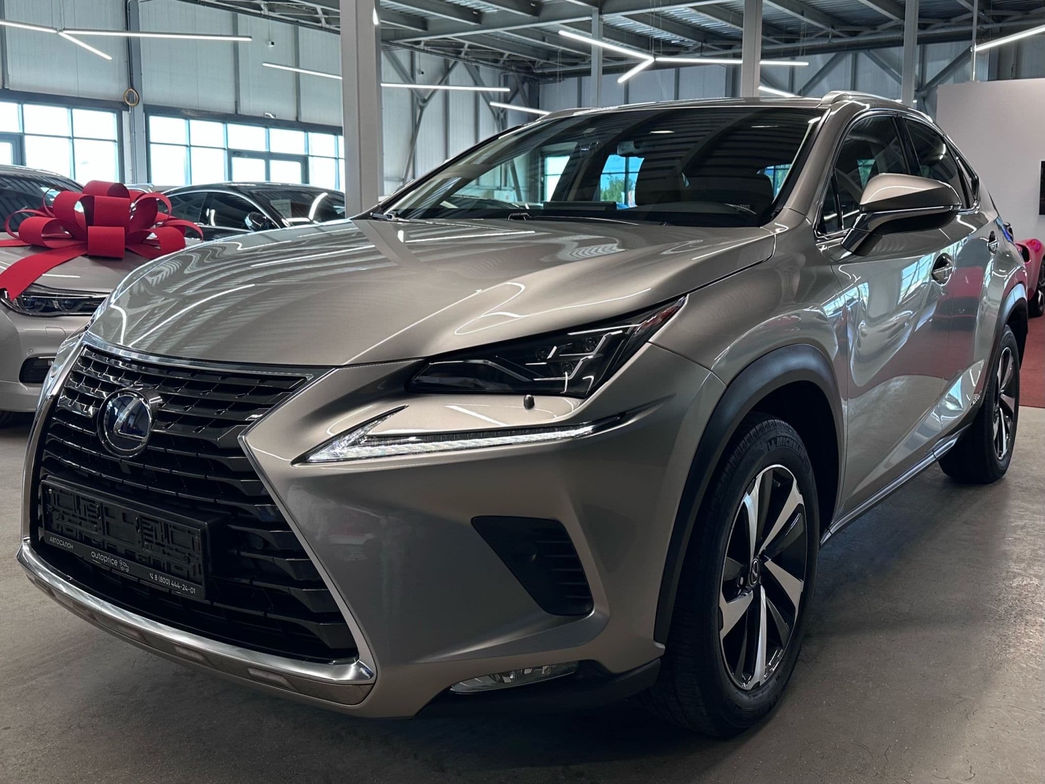 Lexus NX - 2