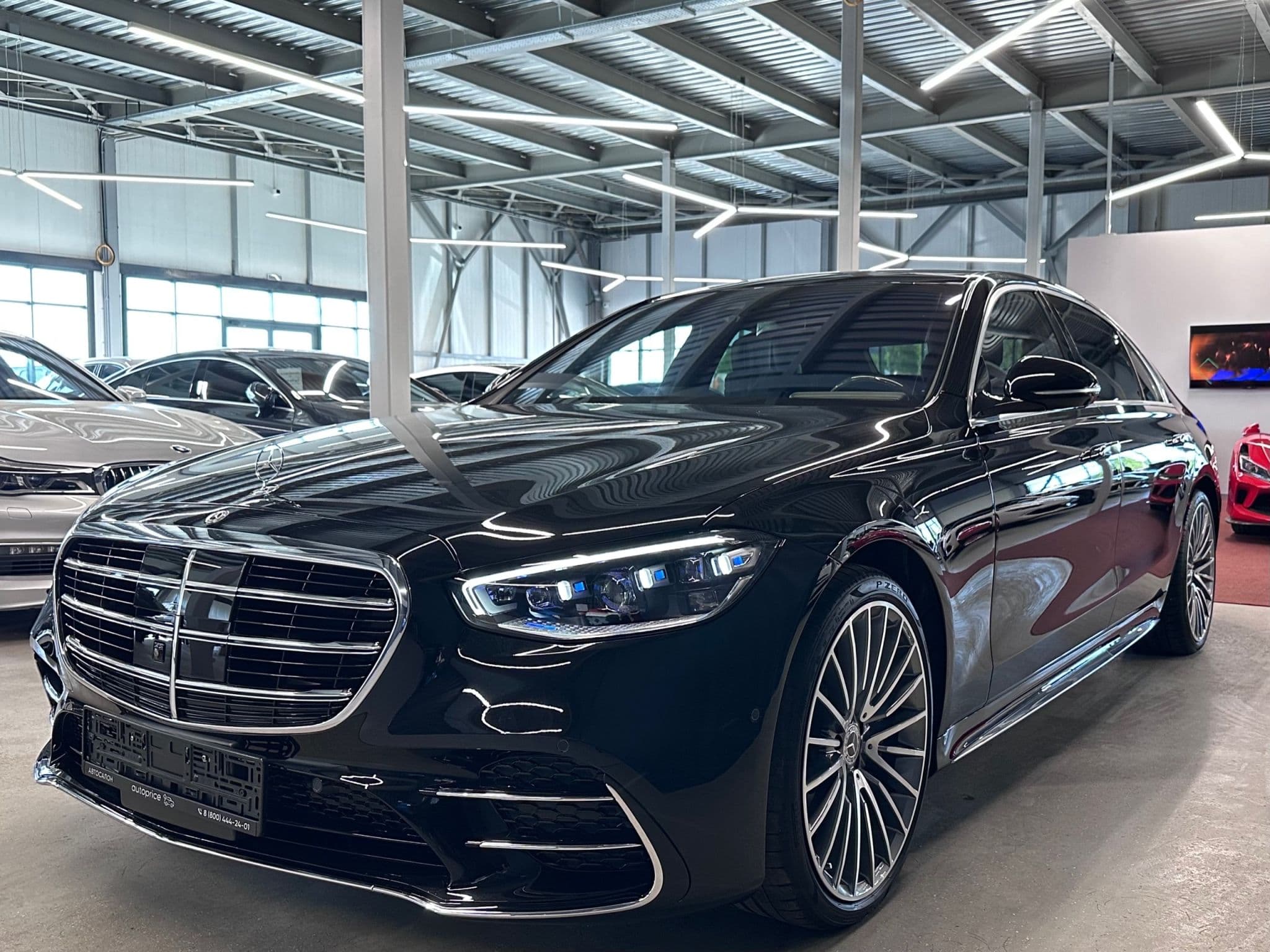 Mercedes-Benz S-Класс - 1