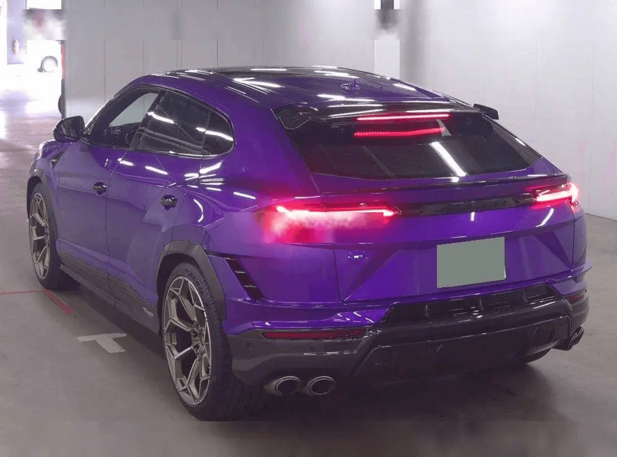 Lamborghini Urus - 2