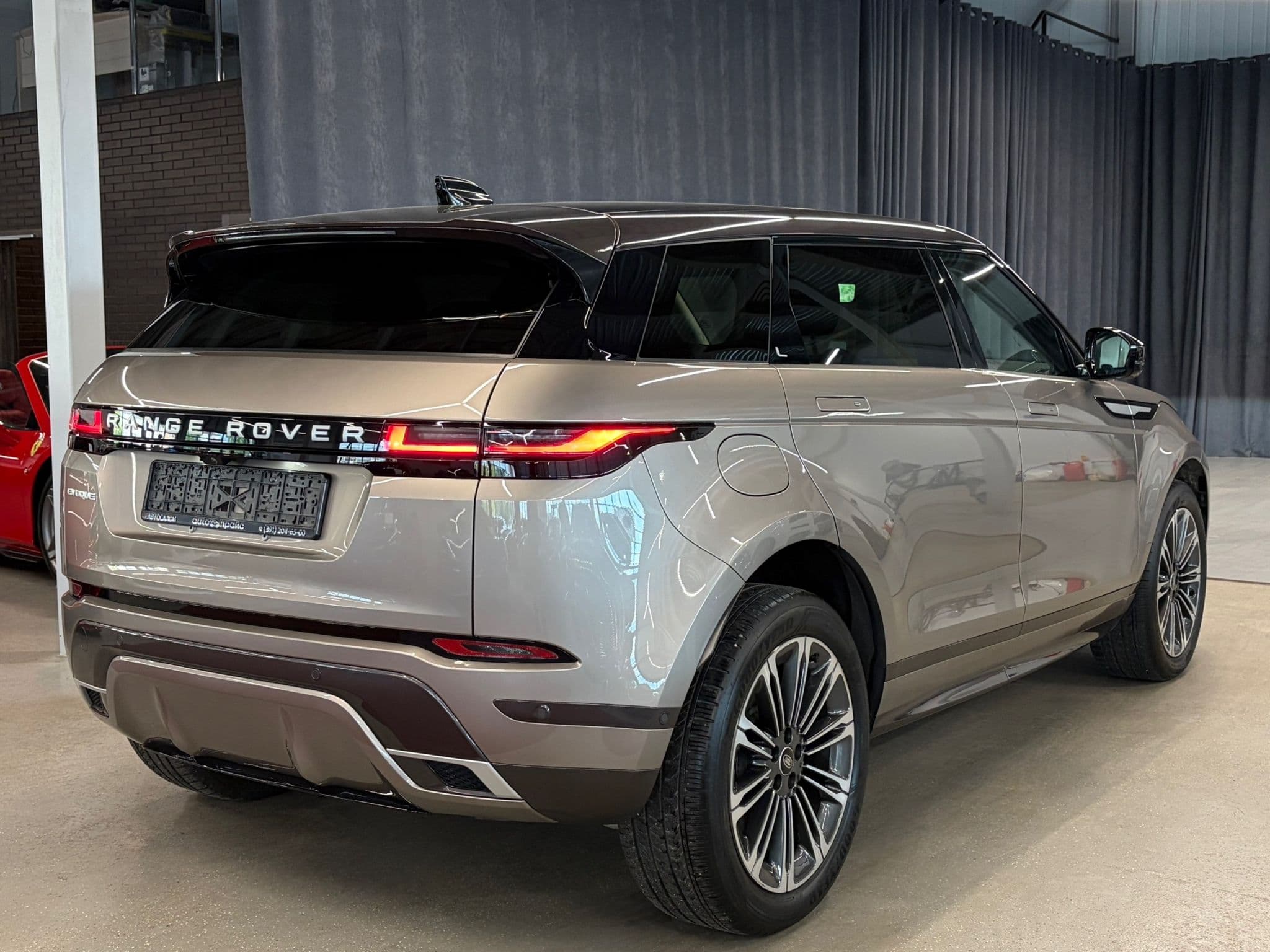 Land Rover Range Rover Evoque - 5