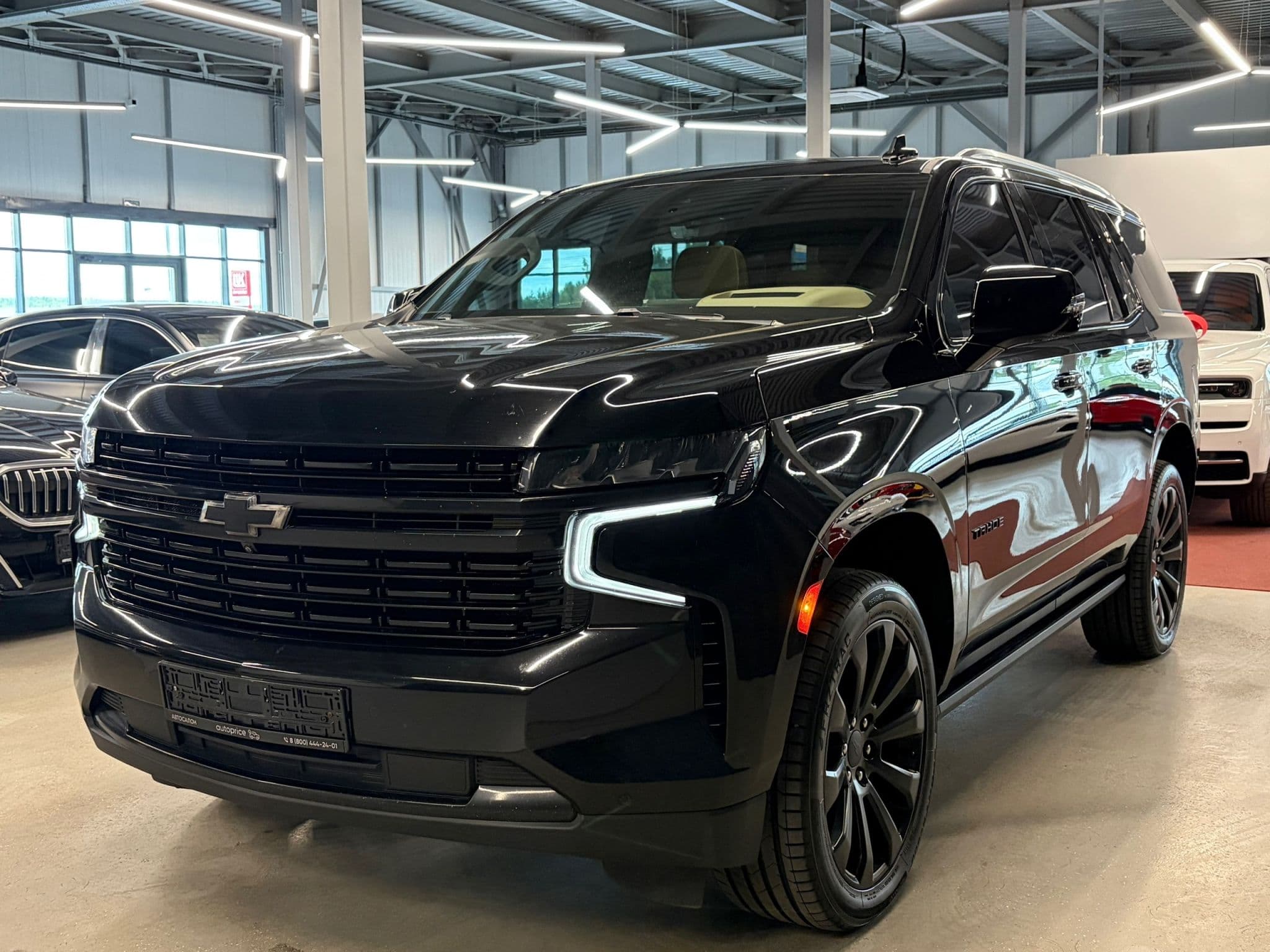 Chevrolet Tahoe - 2