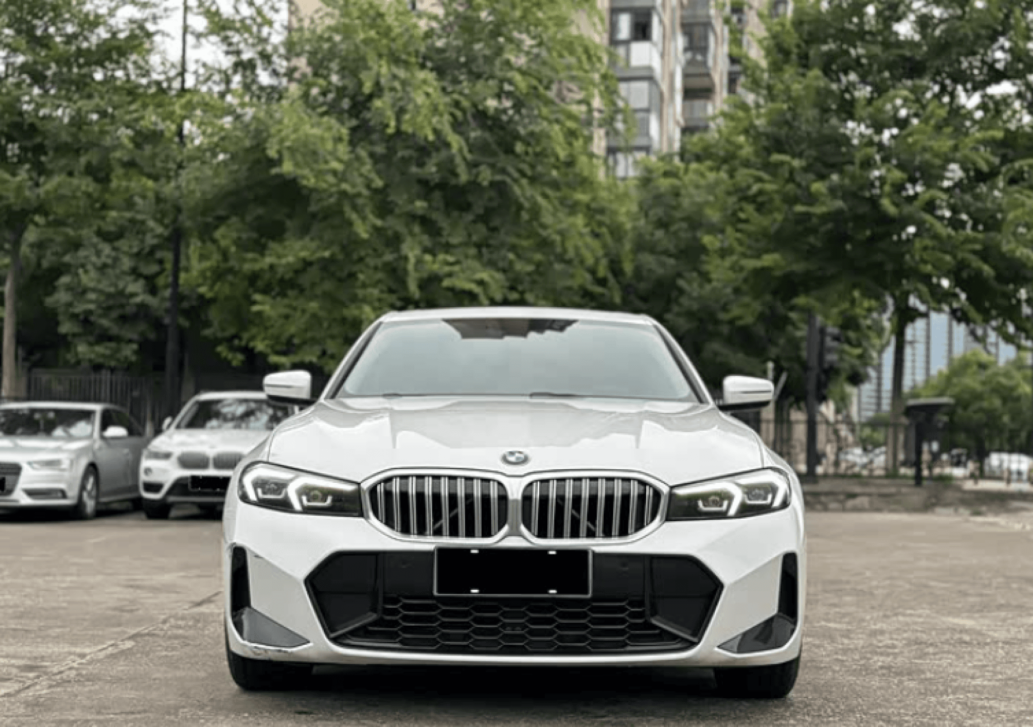 BMW 3 серии - 1
