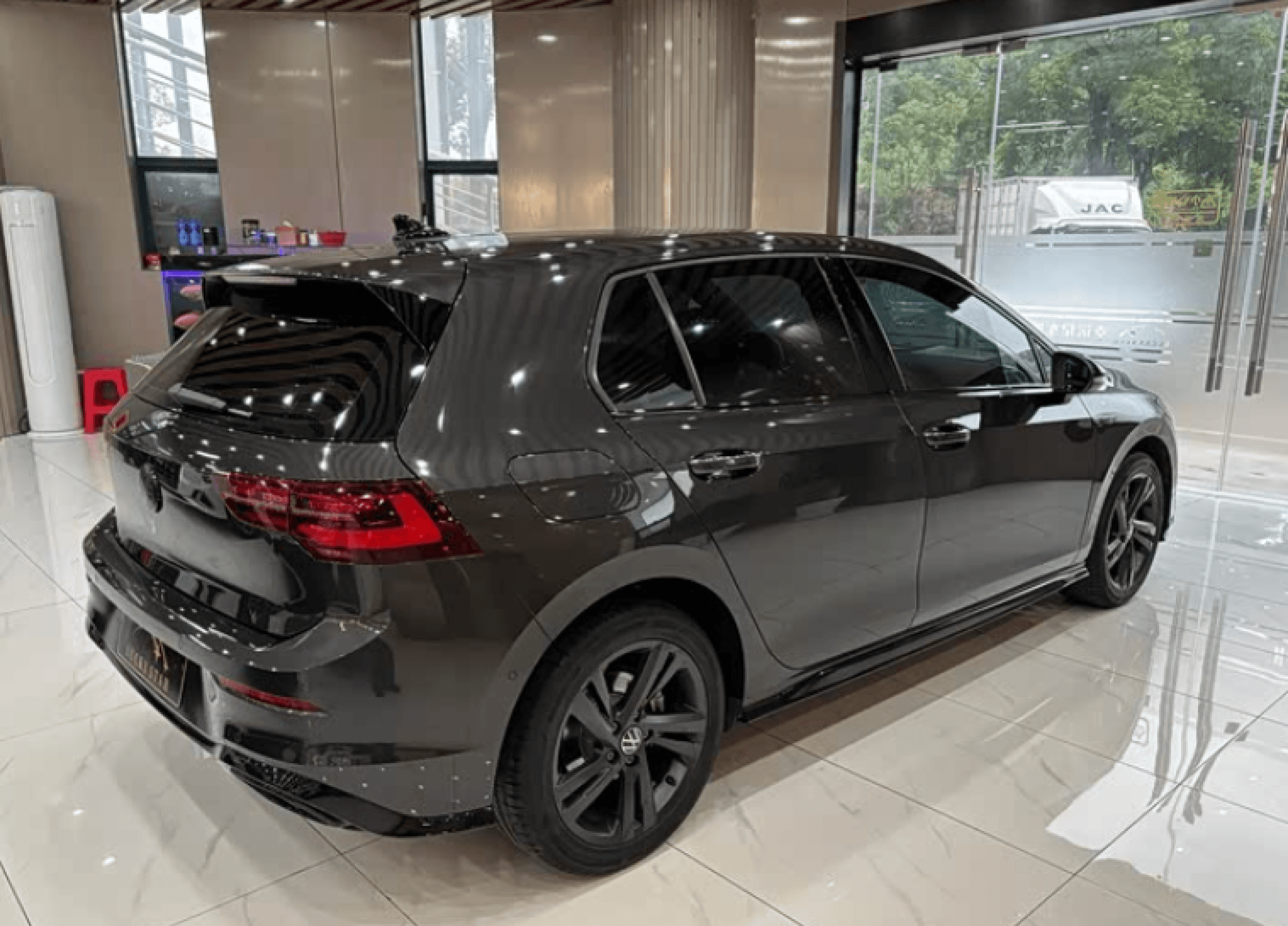 Volkswagen Golf - 4