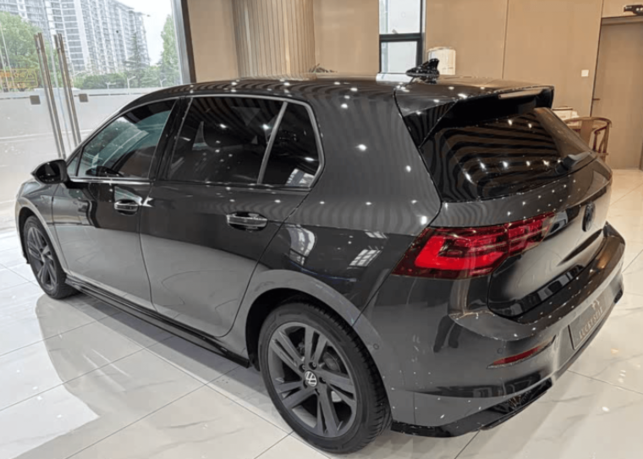 Volkswagen Golf - 3