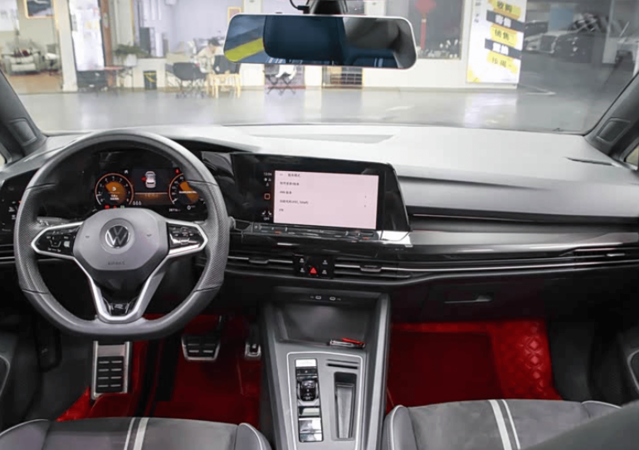 Volkswagen Golf - 5