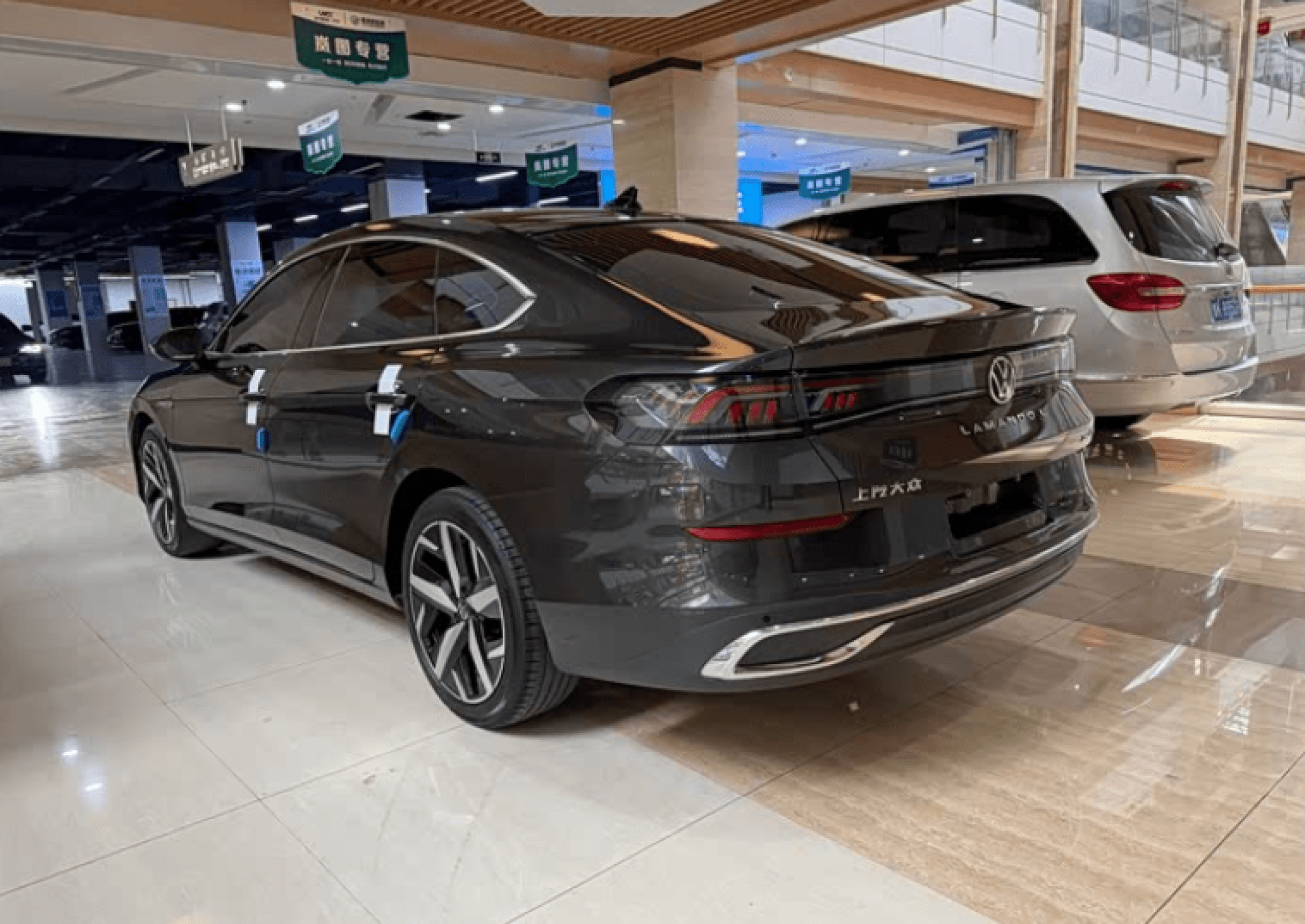 Volkswagen Lamando - 4