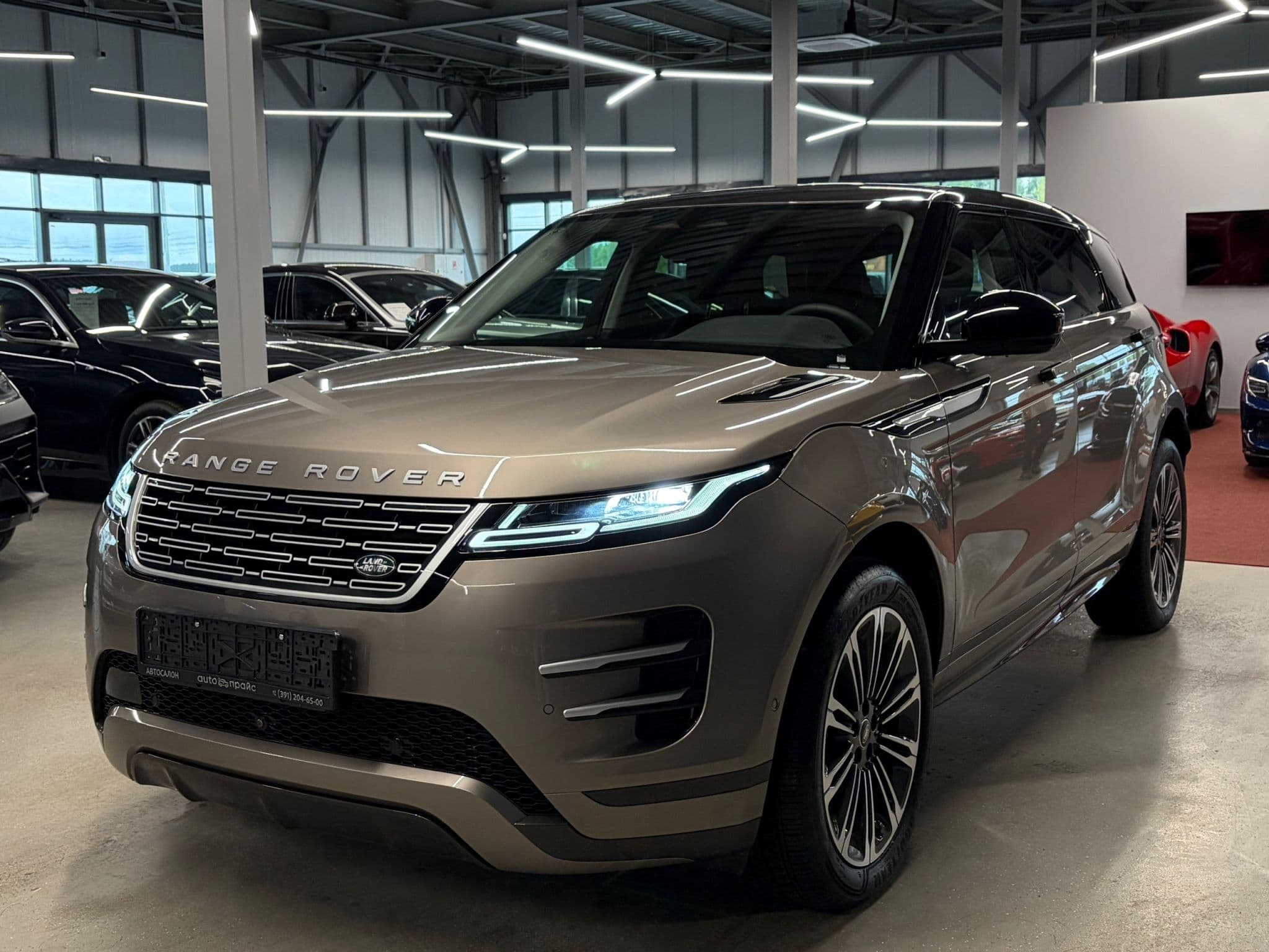 Land Rover Range Rover Evoque - 2