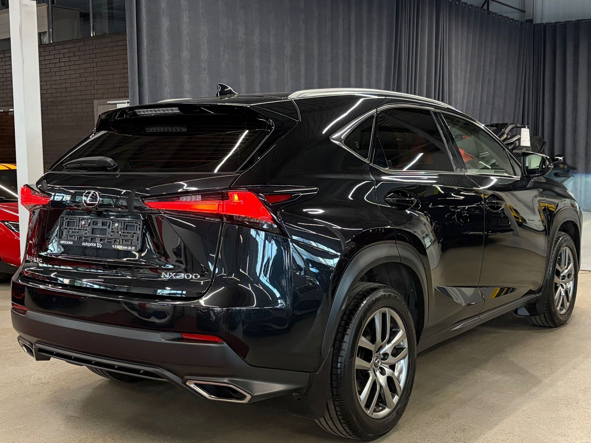 Lexus NX - 5