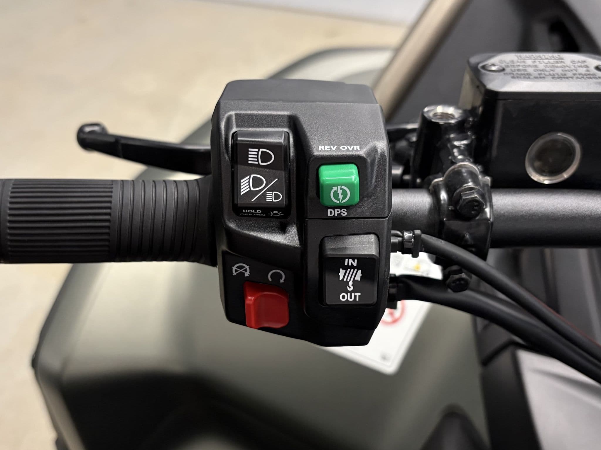 BRP Can-Am Outlander XMR 1000 EFI