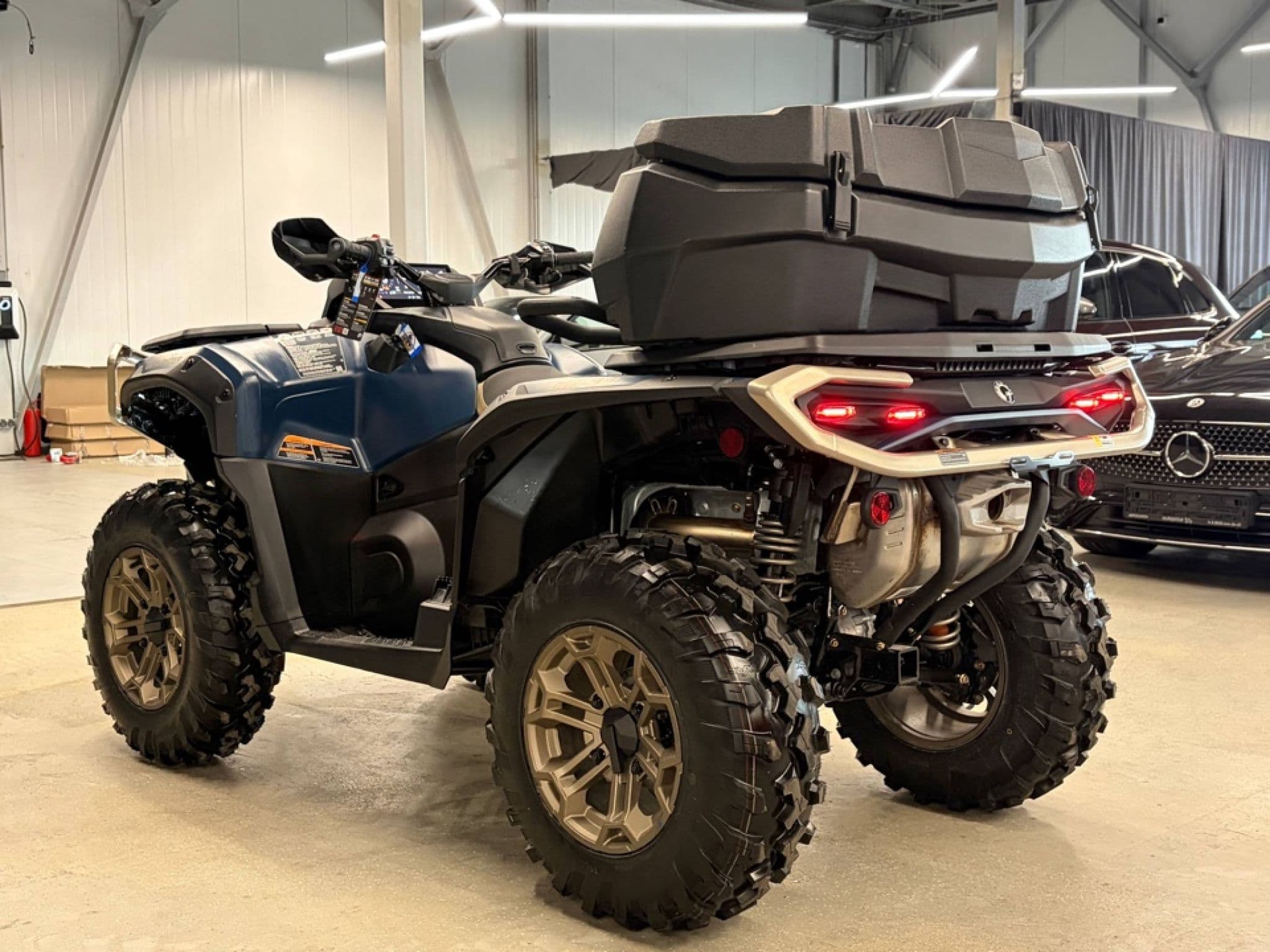 BRP Can-Am Outlander MAX LIMITED 1000R - 4