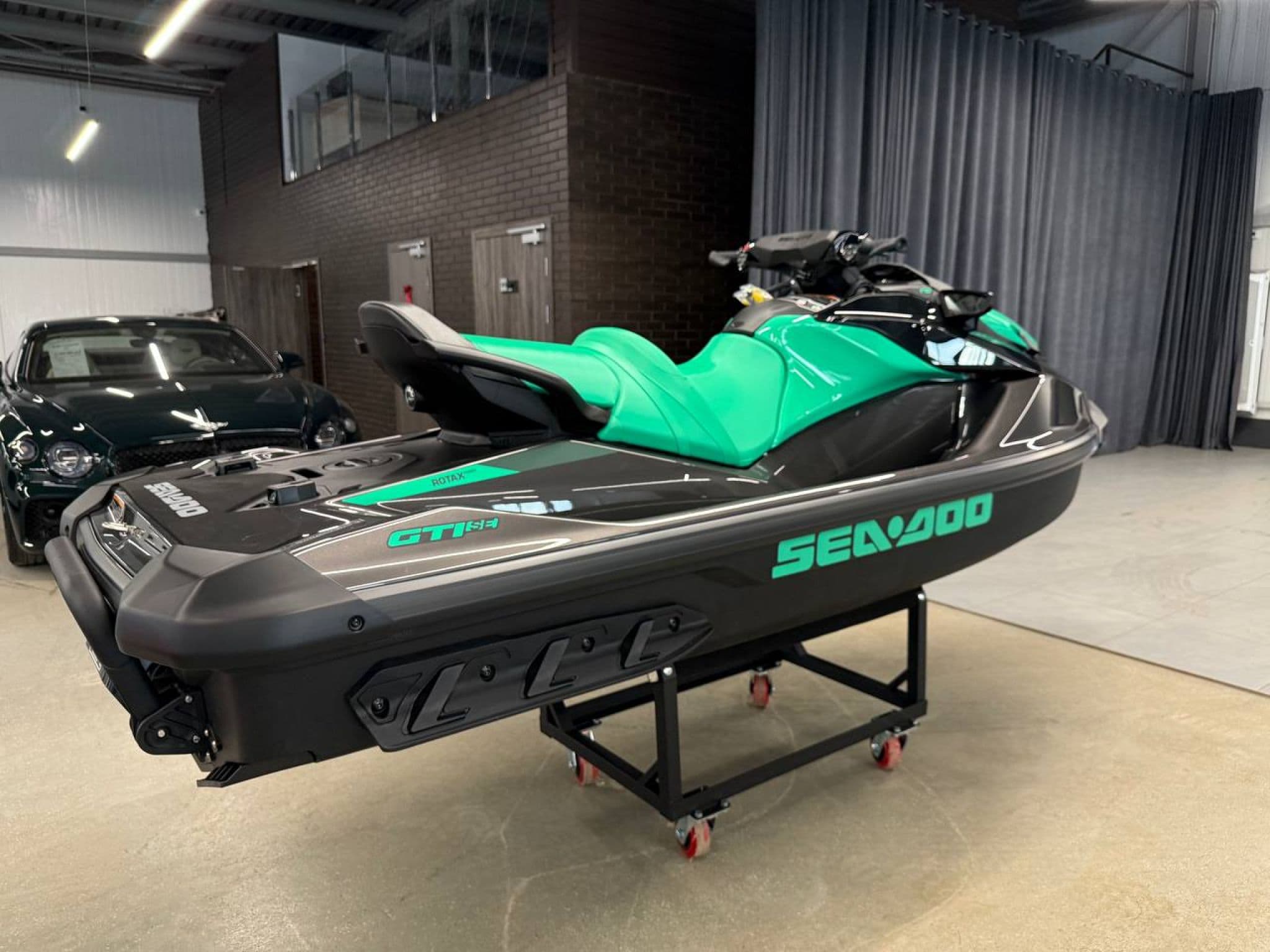 BRP Sea-Doo GTI SE 170 - 3