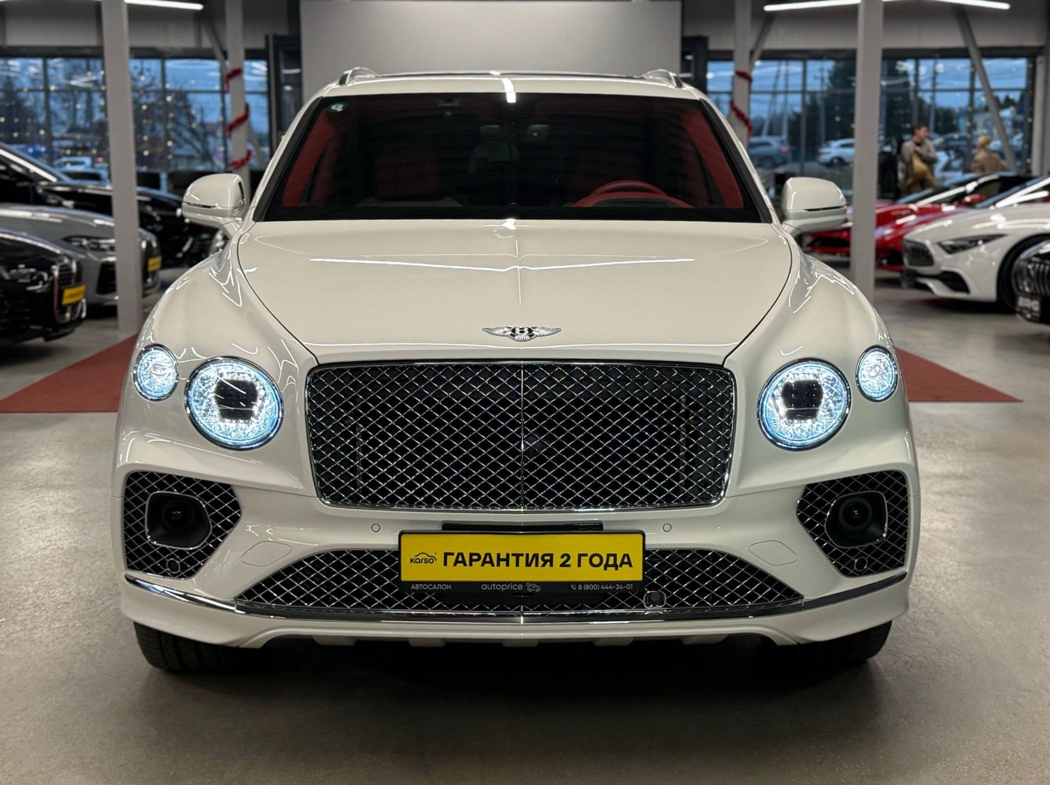 Bentley Bentayga - 2