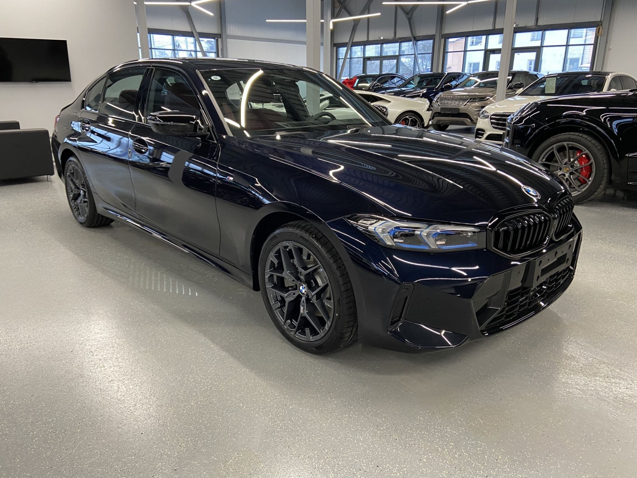 BMW 3 серия - 1