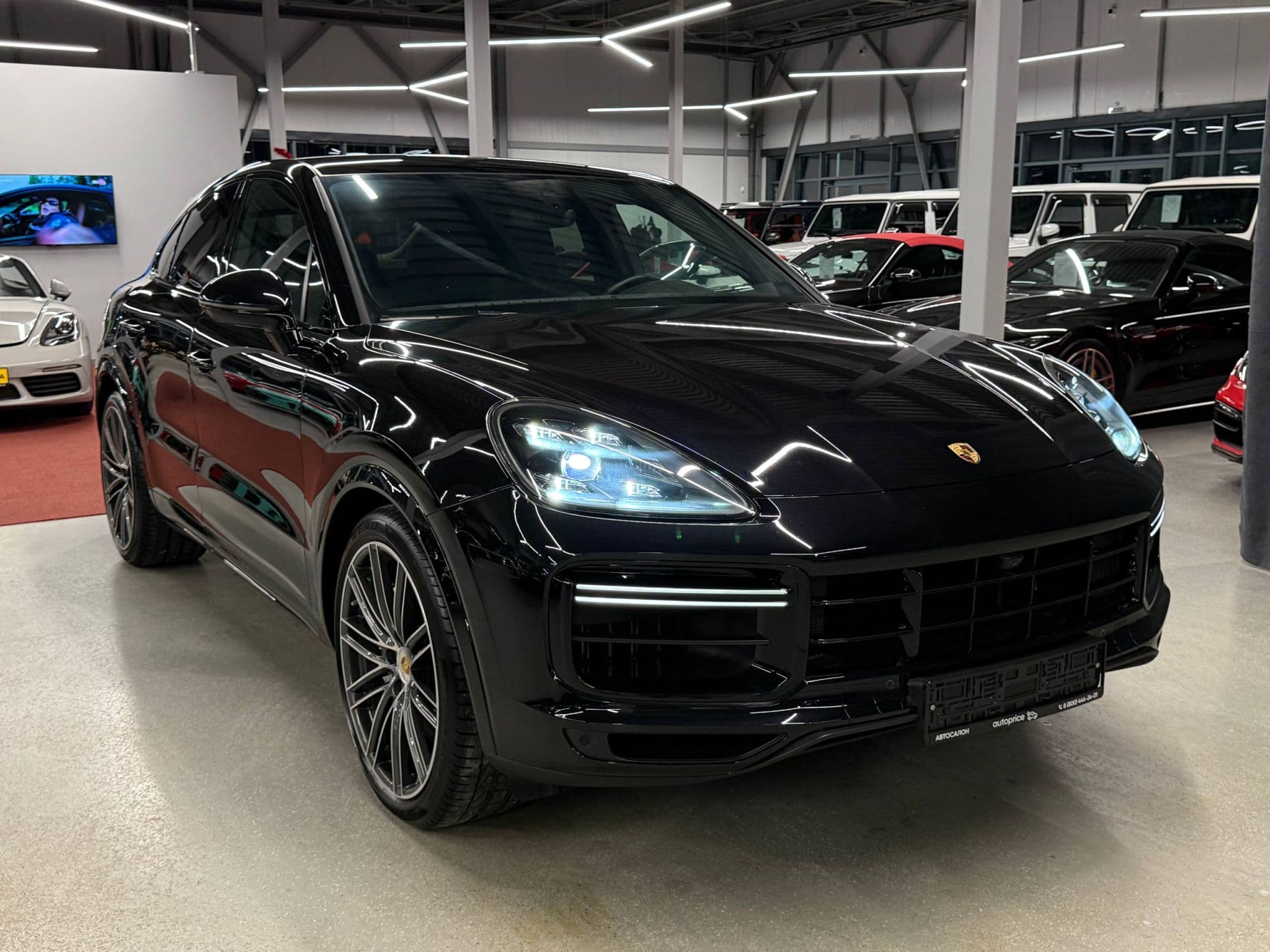 Porsche Cayenne Coupe - 3