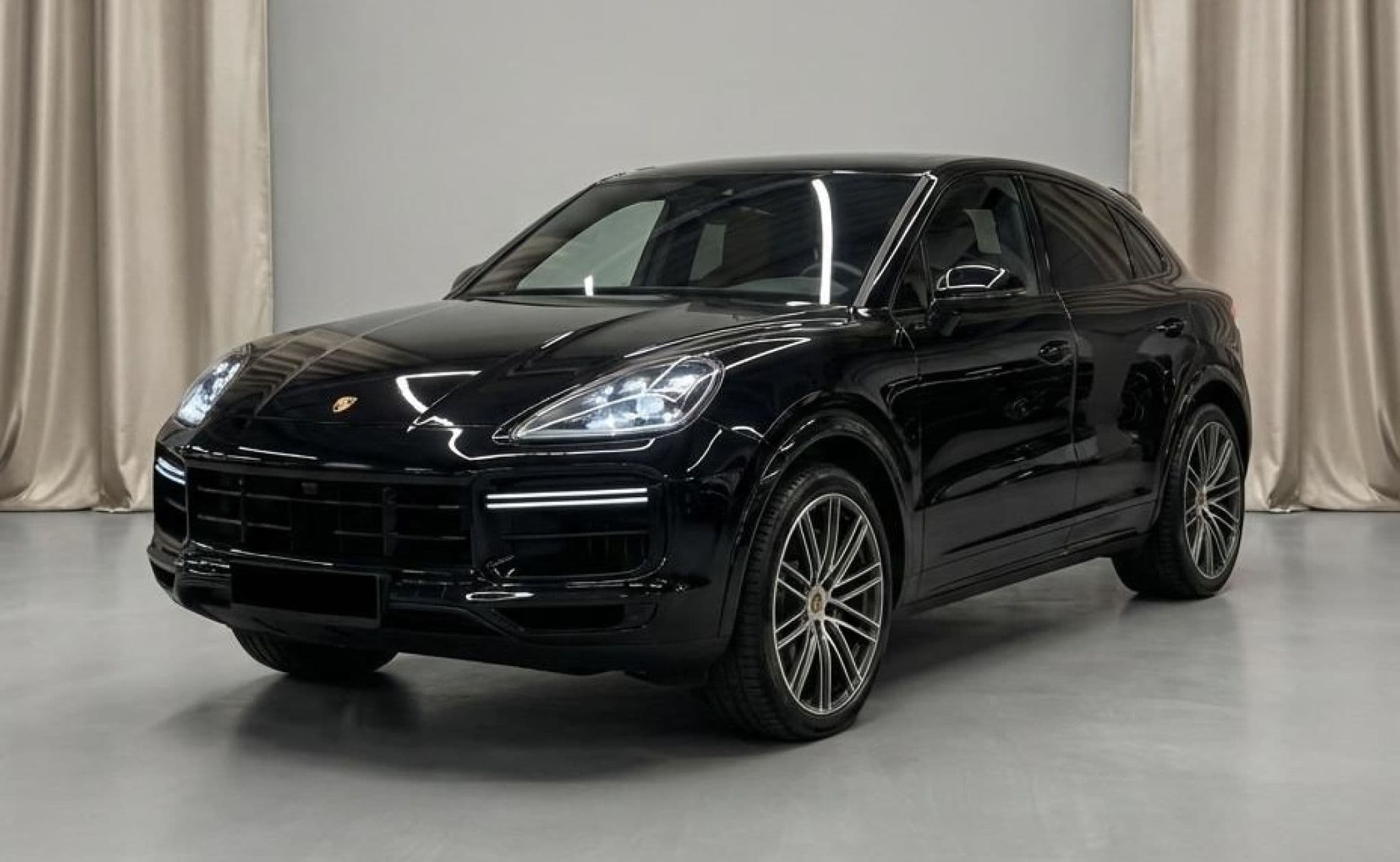 Porsche Cayenne Coupe - 1
