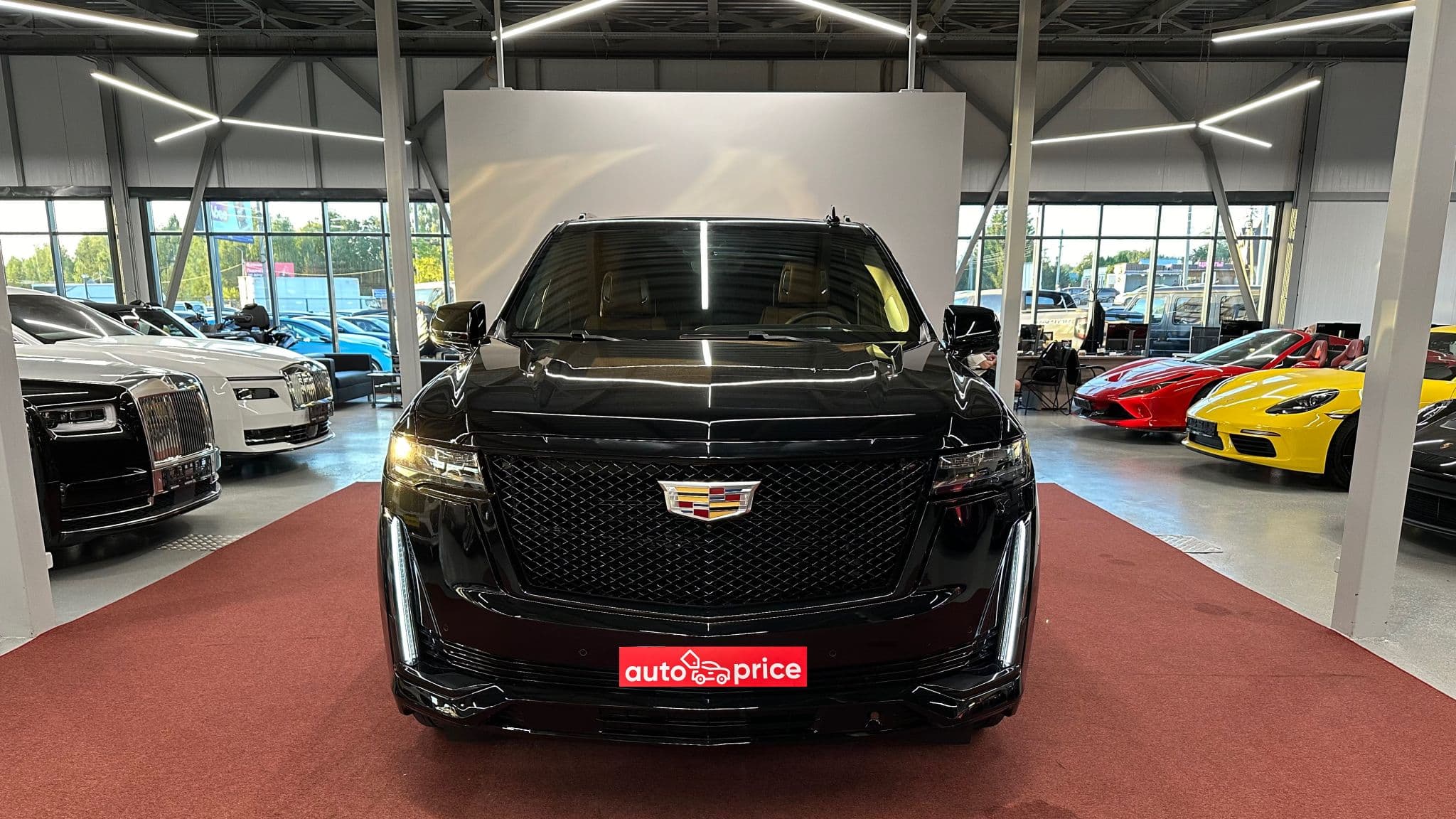 Cadillac Escalade - 1