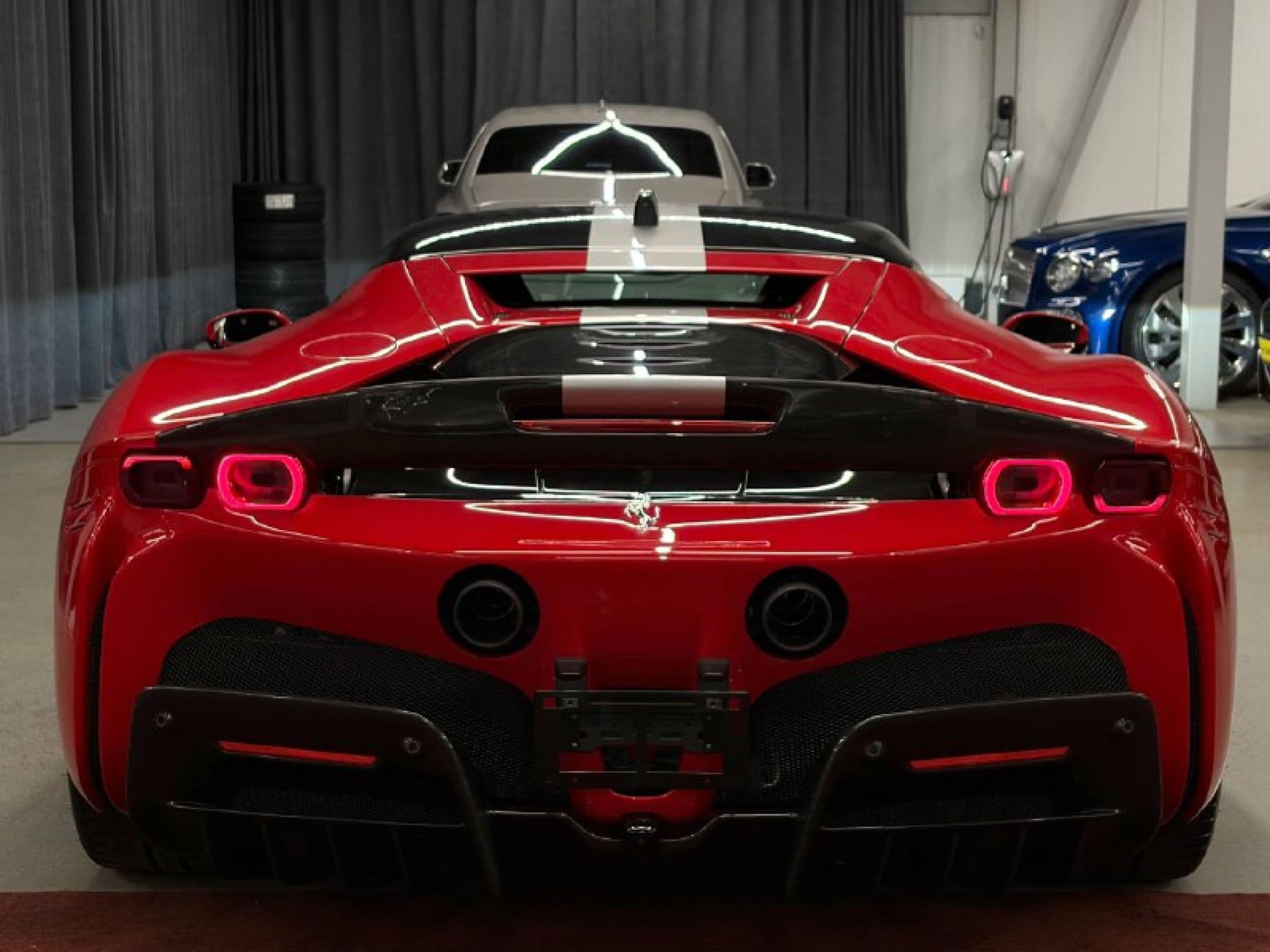 Ferrari SF90 Stradale - 5