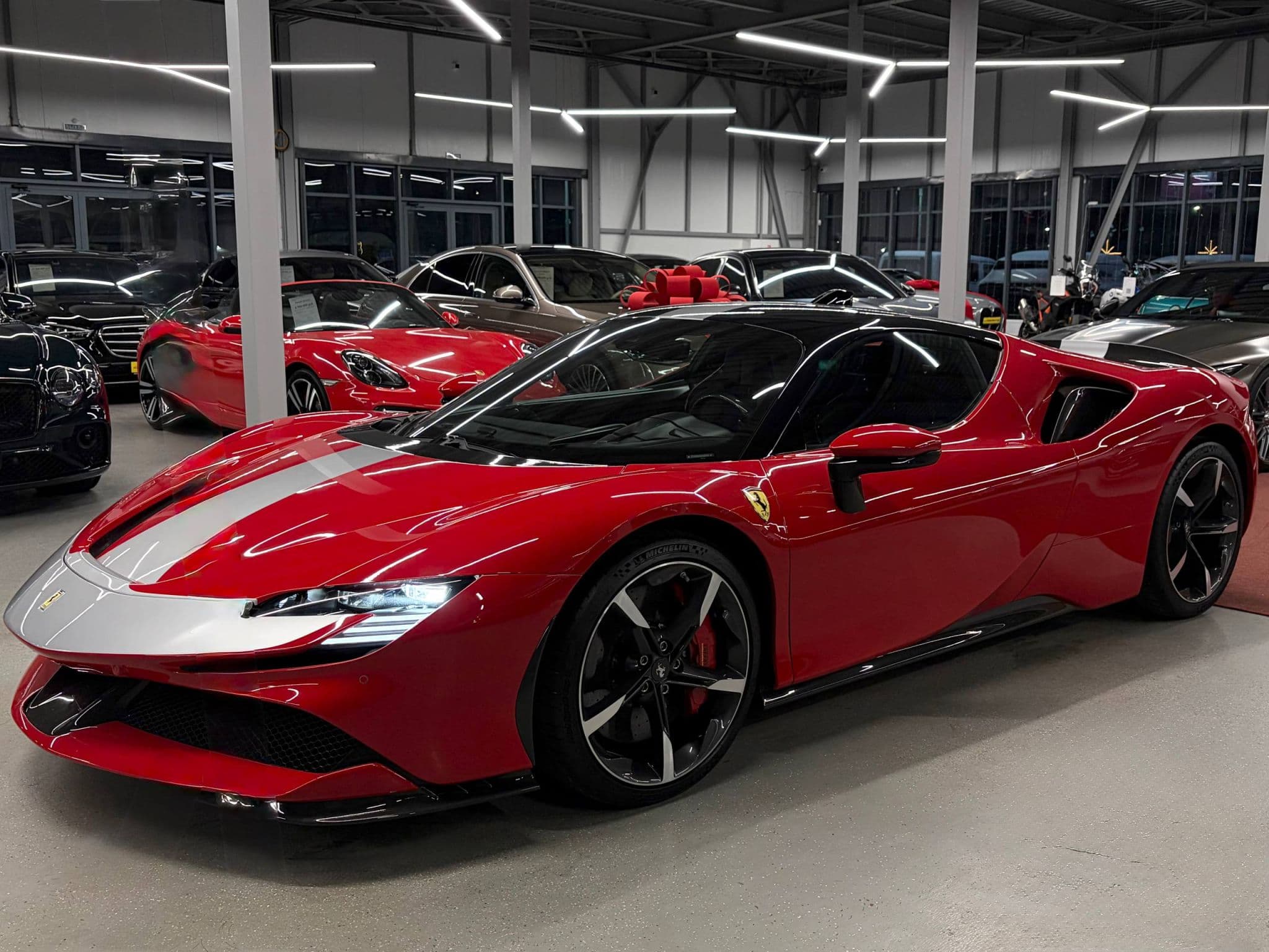 Ferrari SF90 Stradale - 1