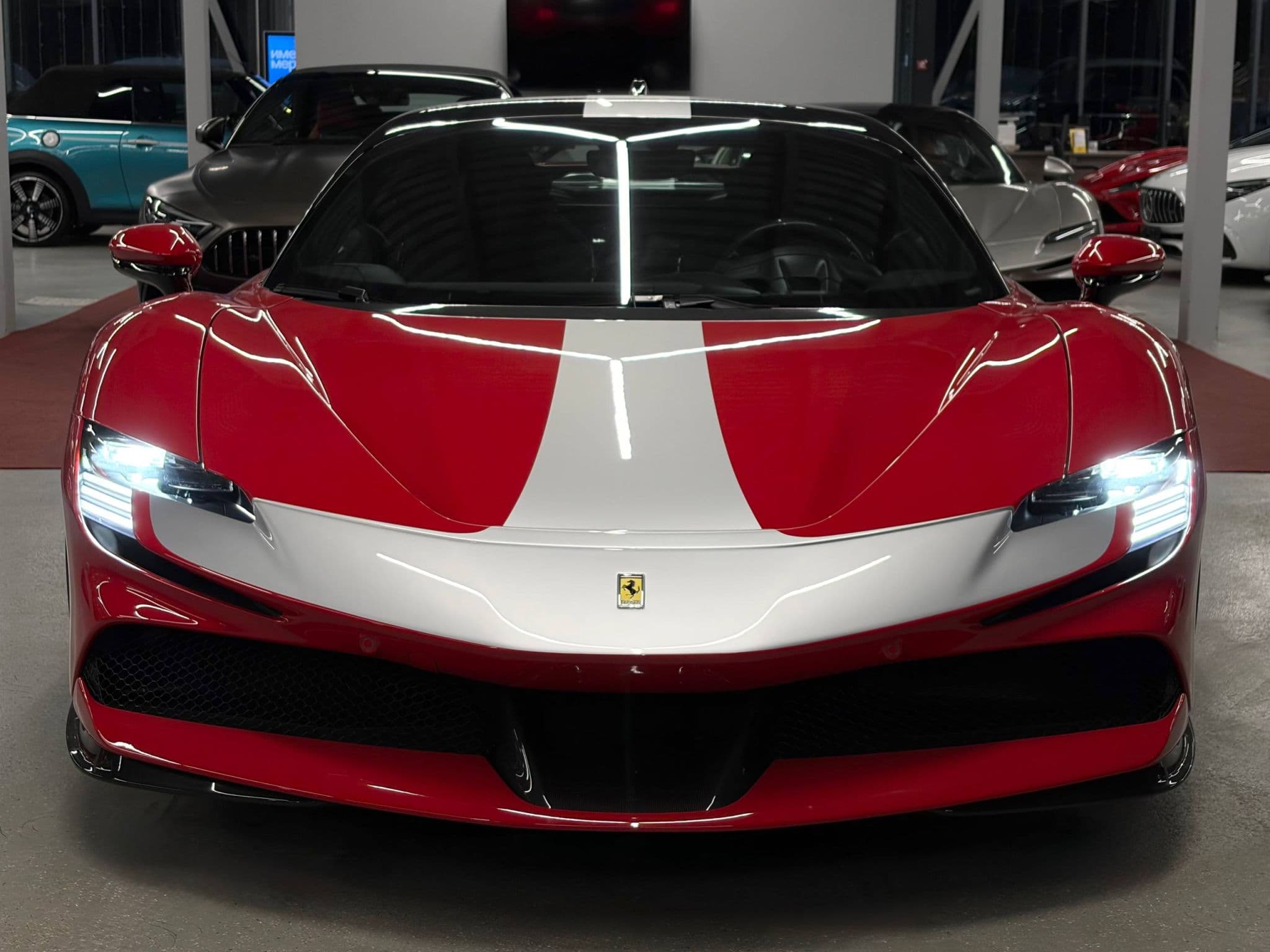 Ferrari SF90 Stradale - 2