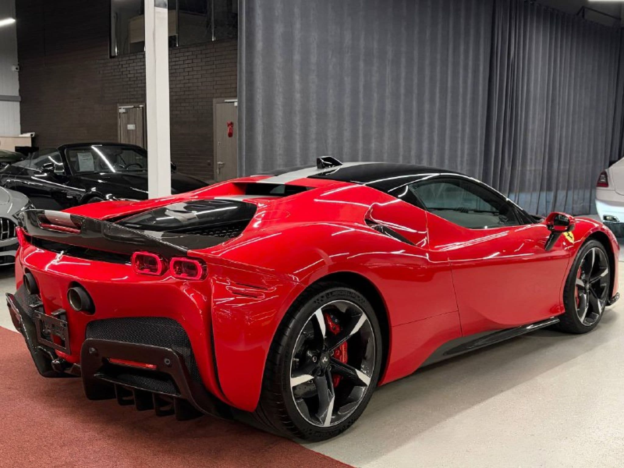 Ferrari SF90 Stradale - 4