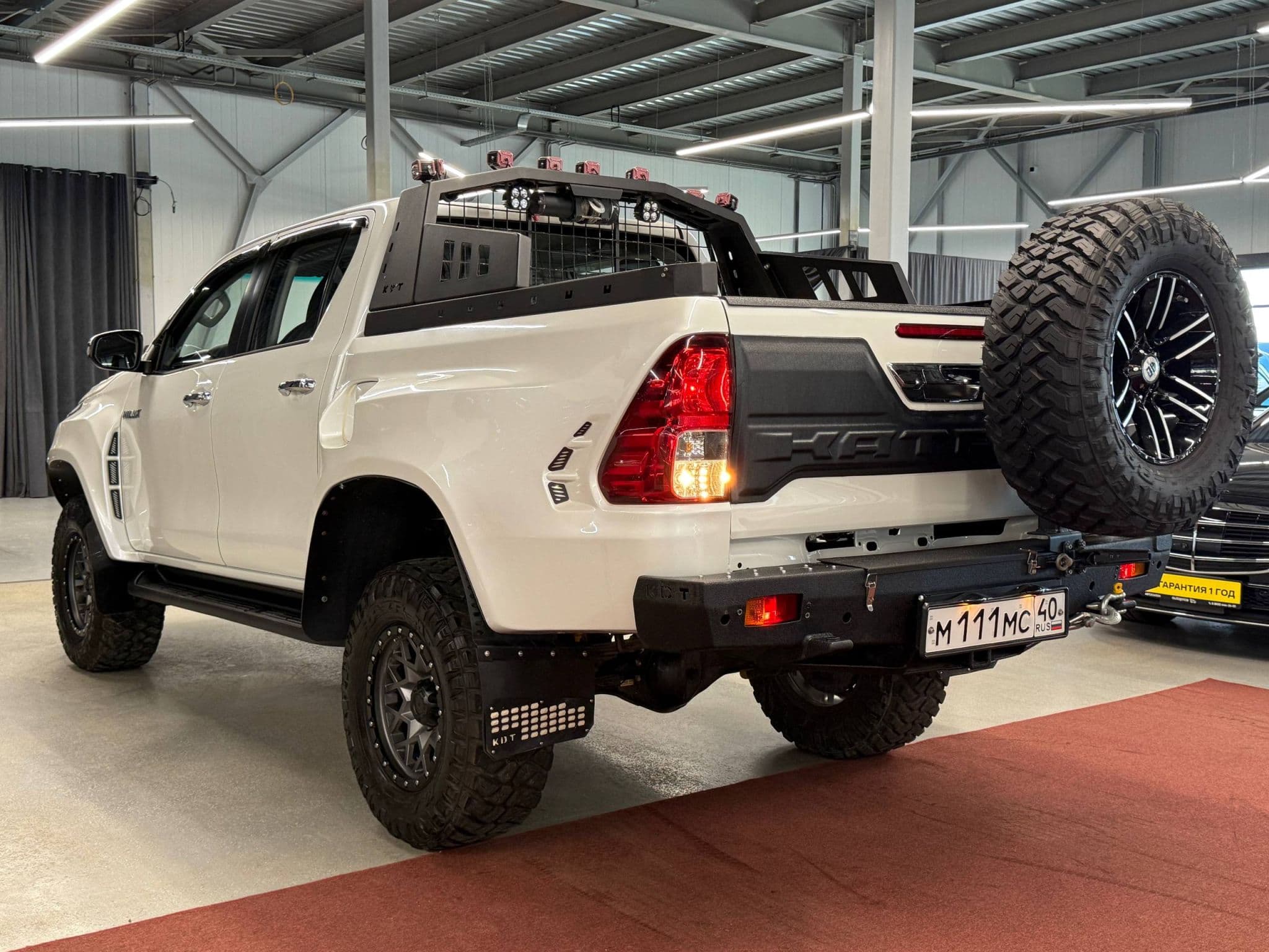 Toyota Hilux - 5